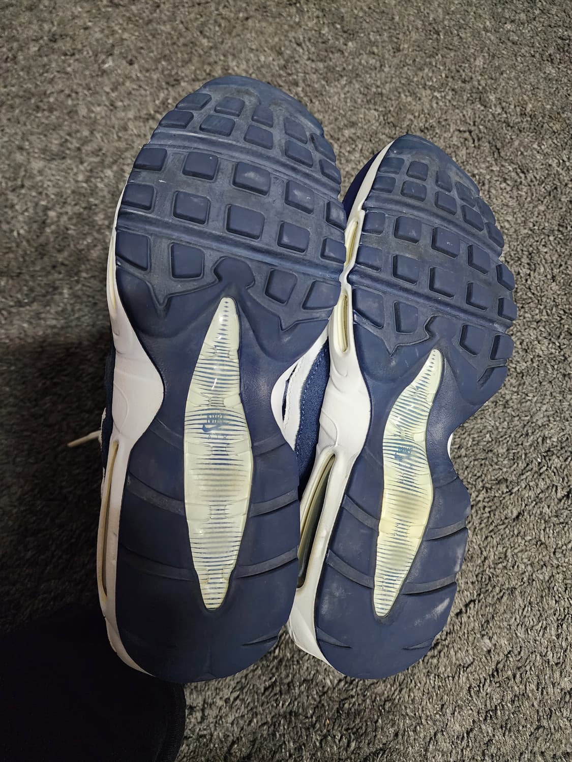 나이키 에어맥스95 미드나잇 네이비 250사이즈  상품이미지10