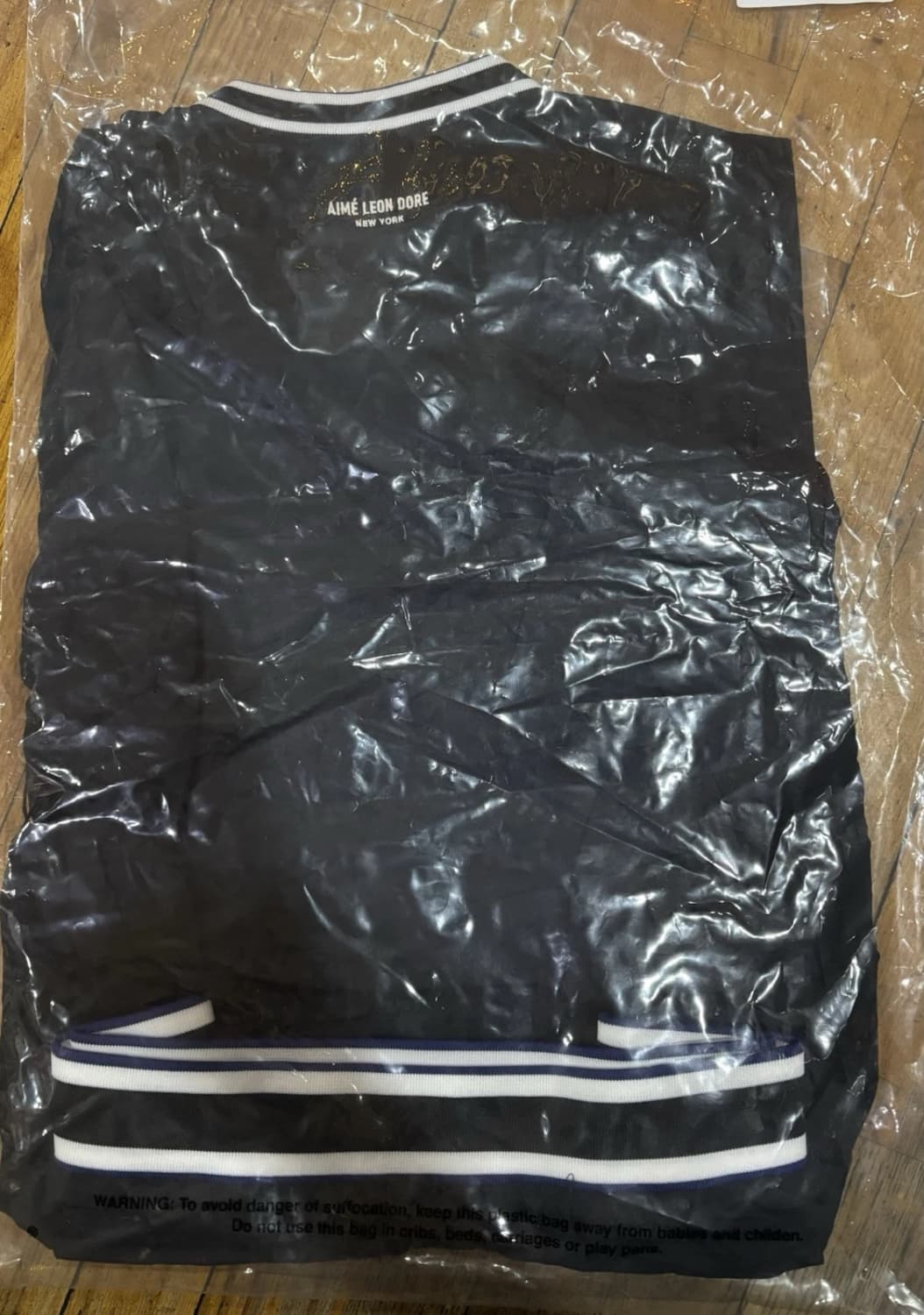 [새제품]애메레온도르 뉴욕메츠 브이넥 저지 블랙 L 상품이미지3