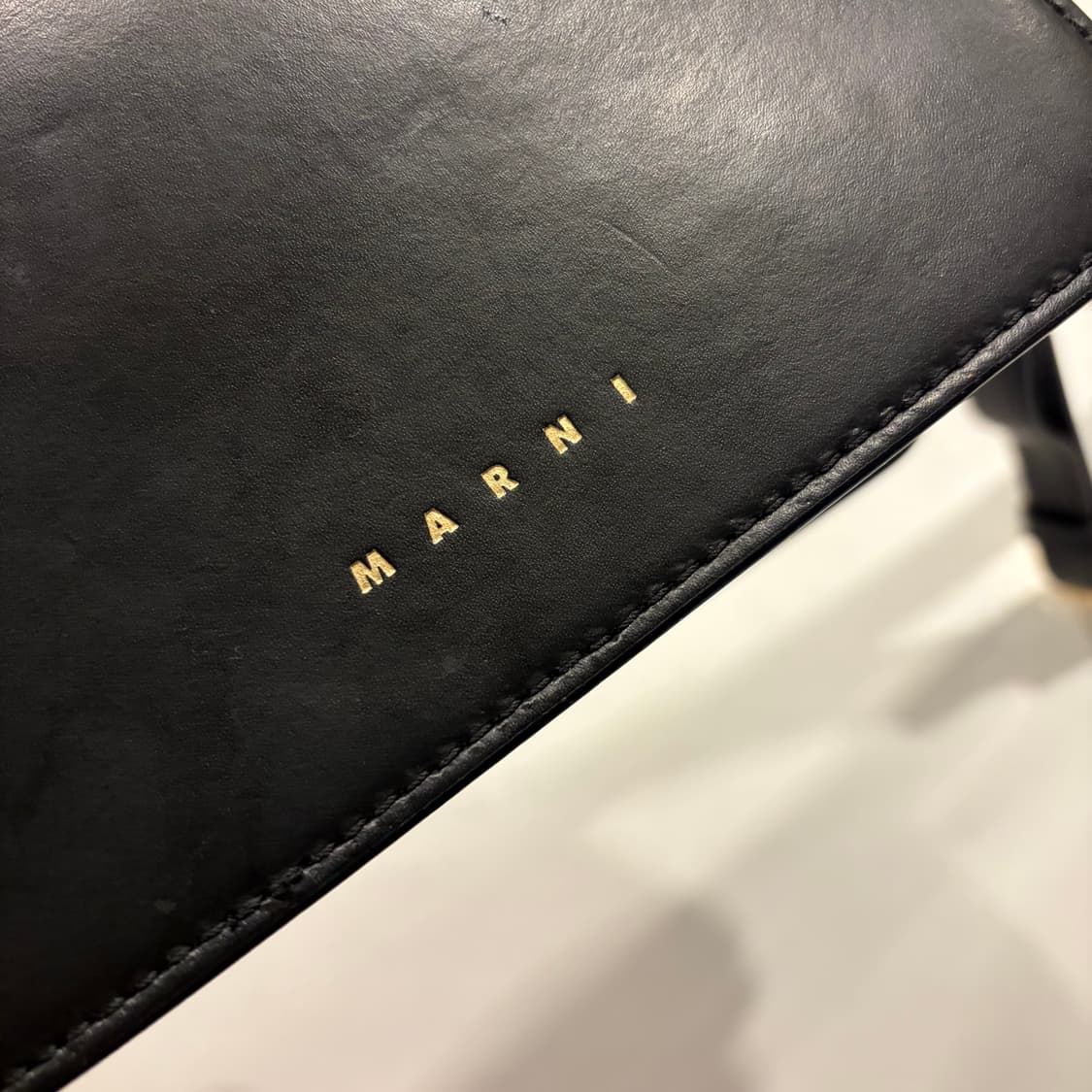 마르니 아코디언백 블랙 가죽 크로스백/숄더백 상품이미지4
