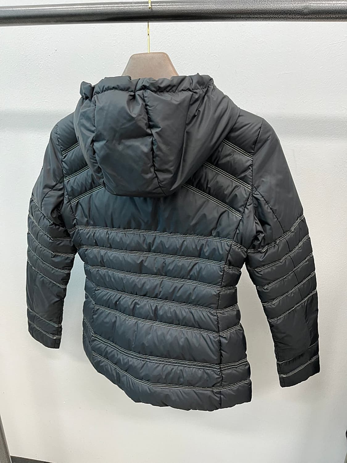 여) 페트레이 신형 블랙 경량다운  상품이미지6