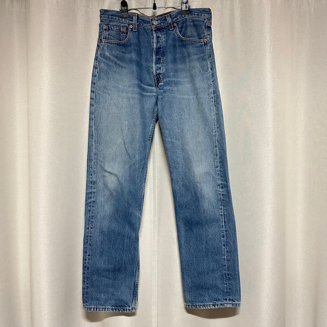 [33/32] 리바이스 빈티지 501 중청 상품이미지1