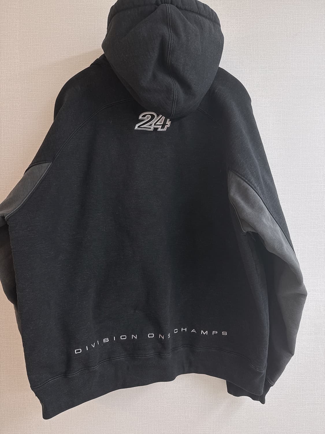 슈프림 디비전 후드 블랙 24FW 상품이미지2