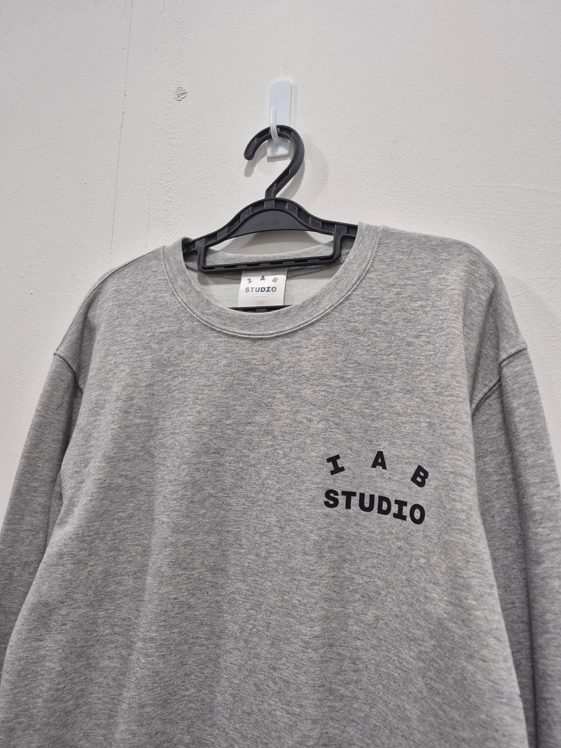 아이앱 스튜디오 롱슬리브 그레이 남성 95사이즈 상품이미지2