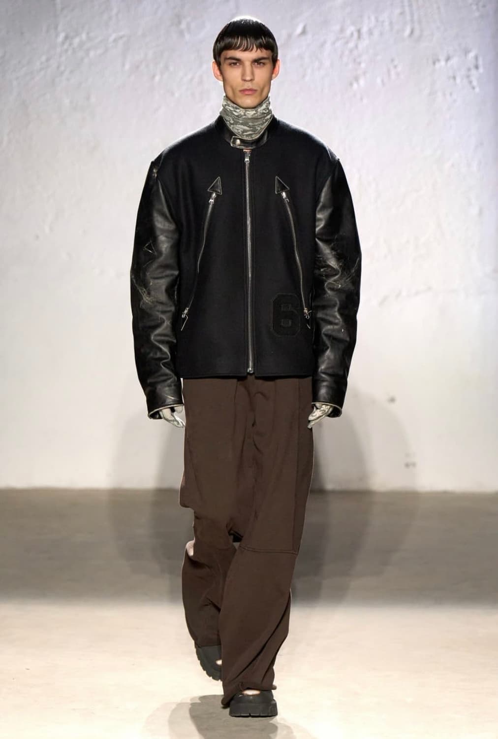 [M]MM6 아플리케 6로고 울 바시티 자켓 상품이미지1