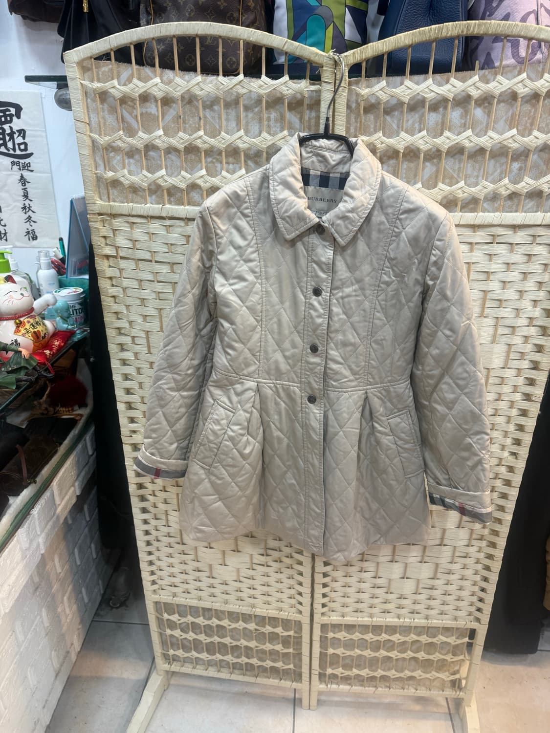 12y 정품 버버리 누빔자켓 팝니다 상품이미지1