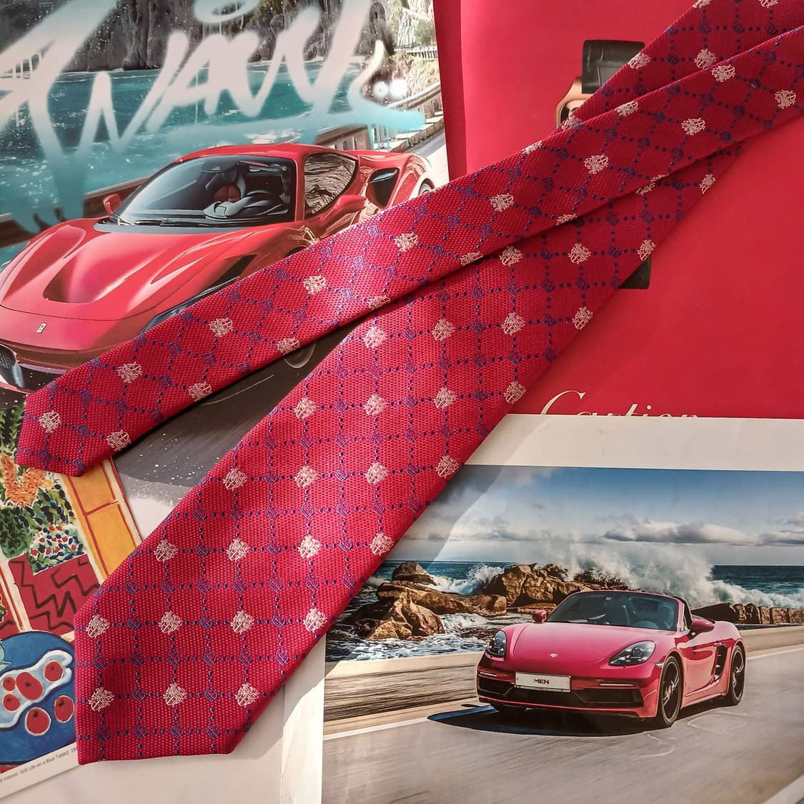 닥스 실크 레드 크라운 패턴 넥타이 8.2cm A+등급 A18963
 상품이미지3