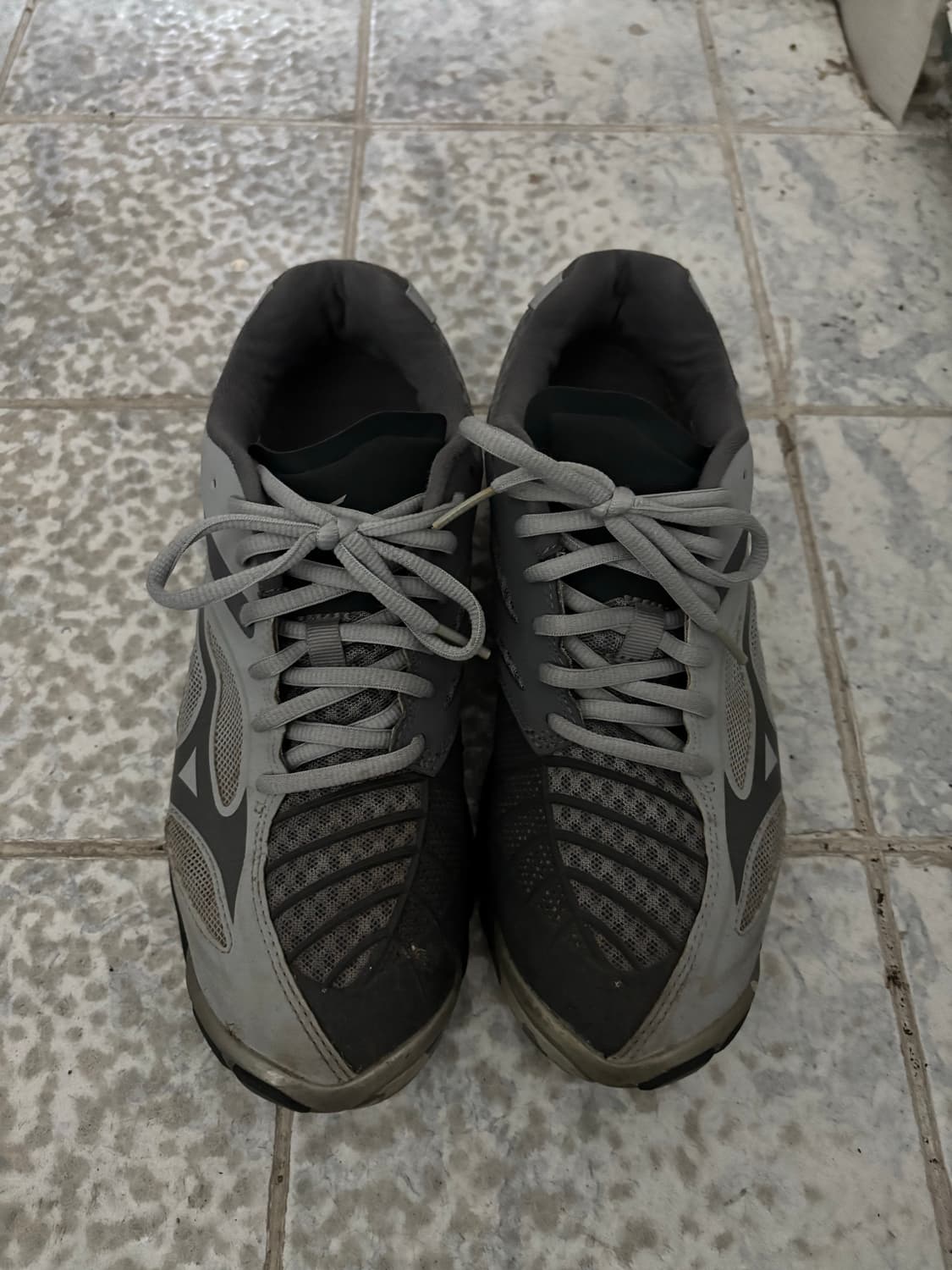 미즈노 웨이브 라이트닝 Z3 상품이미지1