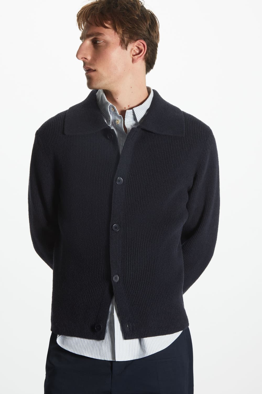 실측 L (100) COS 코스 부클레 니트 스웨터 가디건 네이비 이동휘 상품이미지2