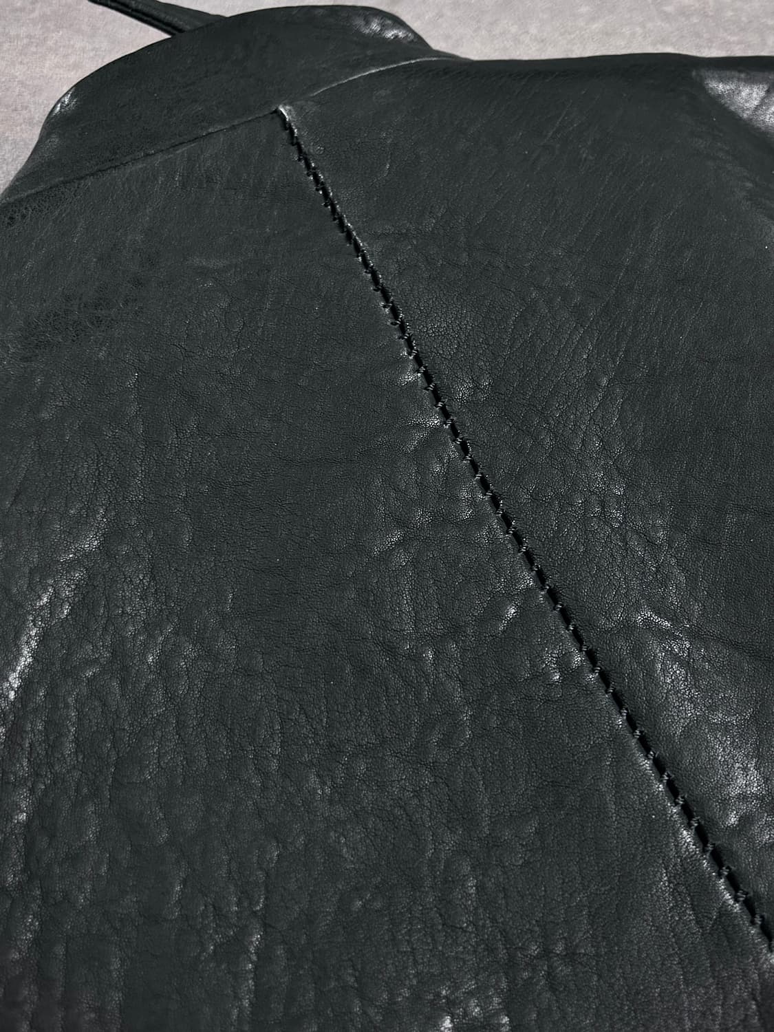 마스나다 사선 하이넥 비대칭 램스킨 자켓 상품이미지10