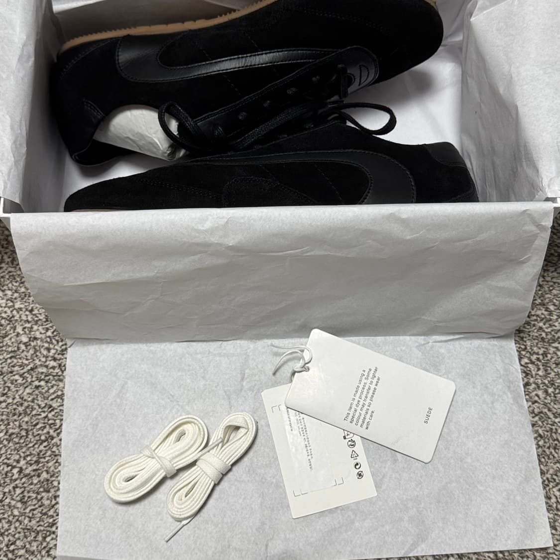 [43] COS 미니멀 스웨이드 트레이너 상품이미지8