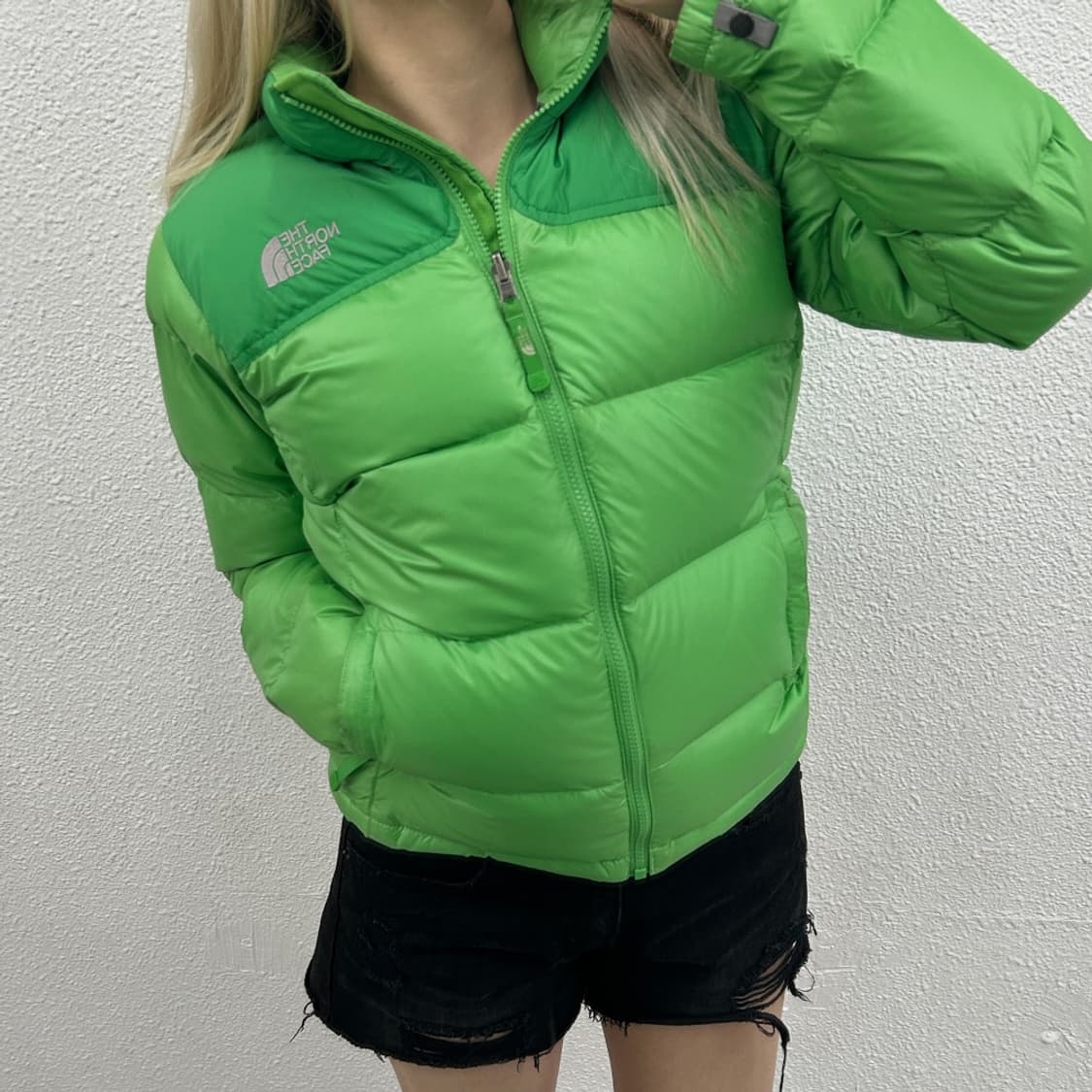 노스페이스 로고 라이트그린 패딩 80 상품이미지1