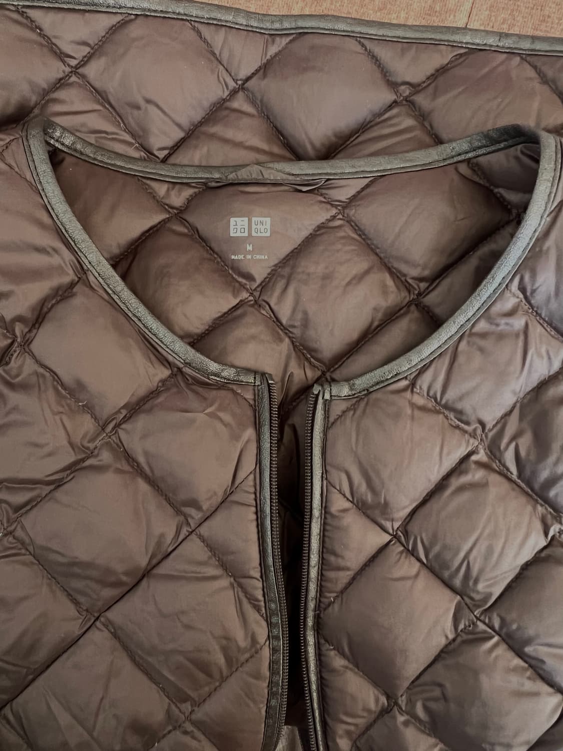 유니클로 여성 브라운 다운패딩점퍼 경량패딩 상품이미지6