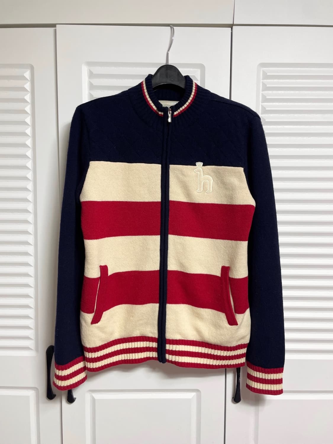 헤지스 방풍 집업 니트 상품이미지1