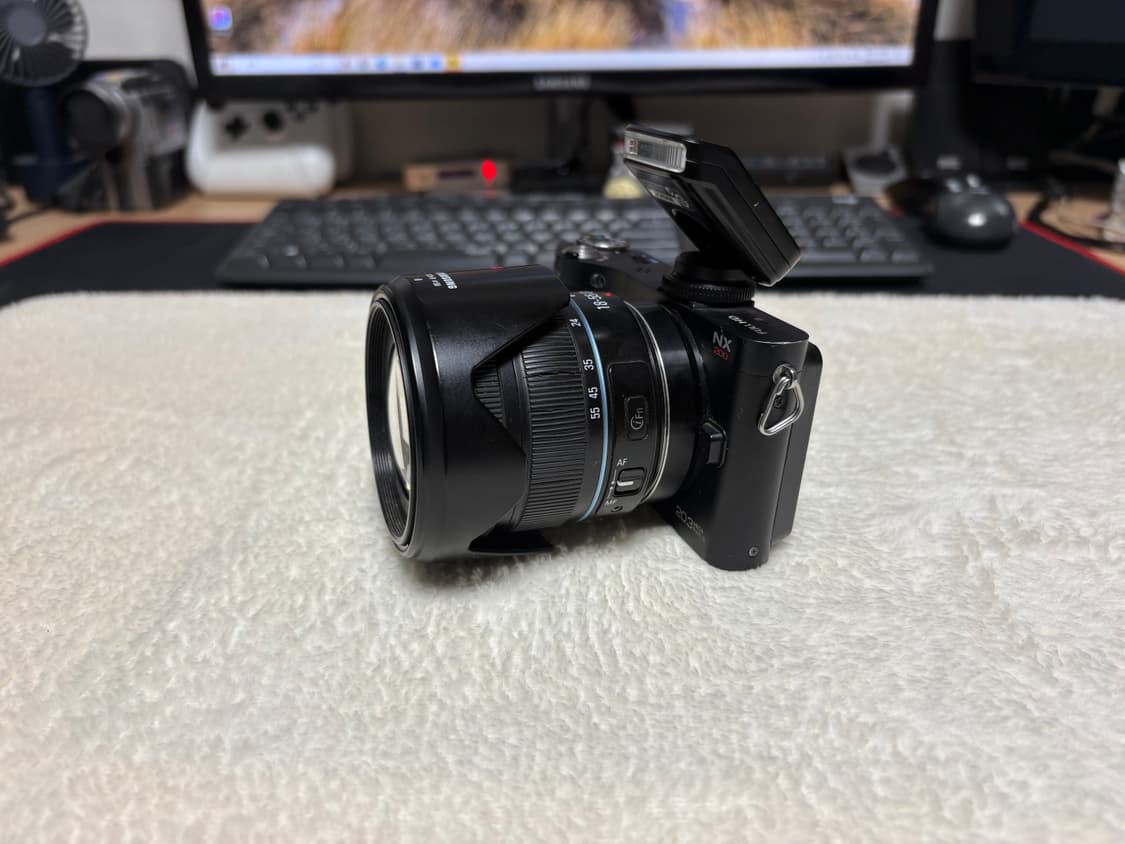 📸✨ 삼성 NX200 미러리스 카메라 판매합니다 ✨📸 상품이미지3
