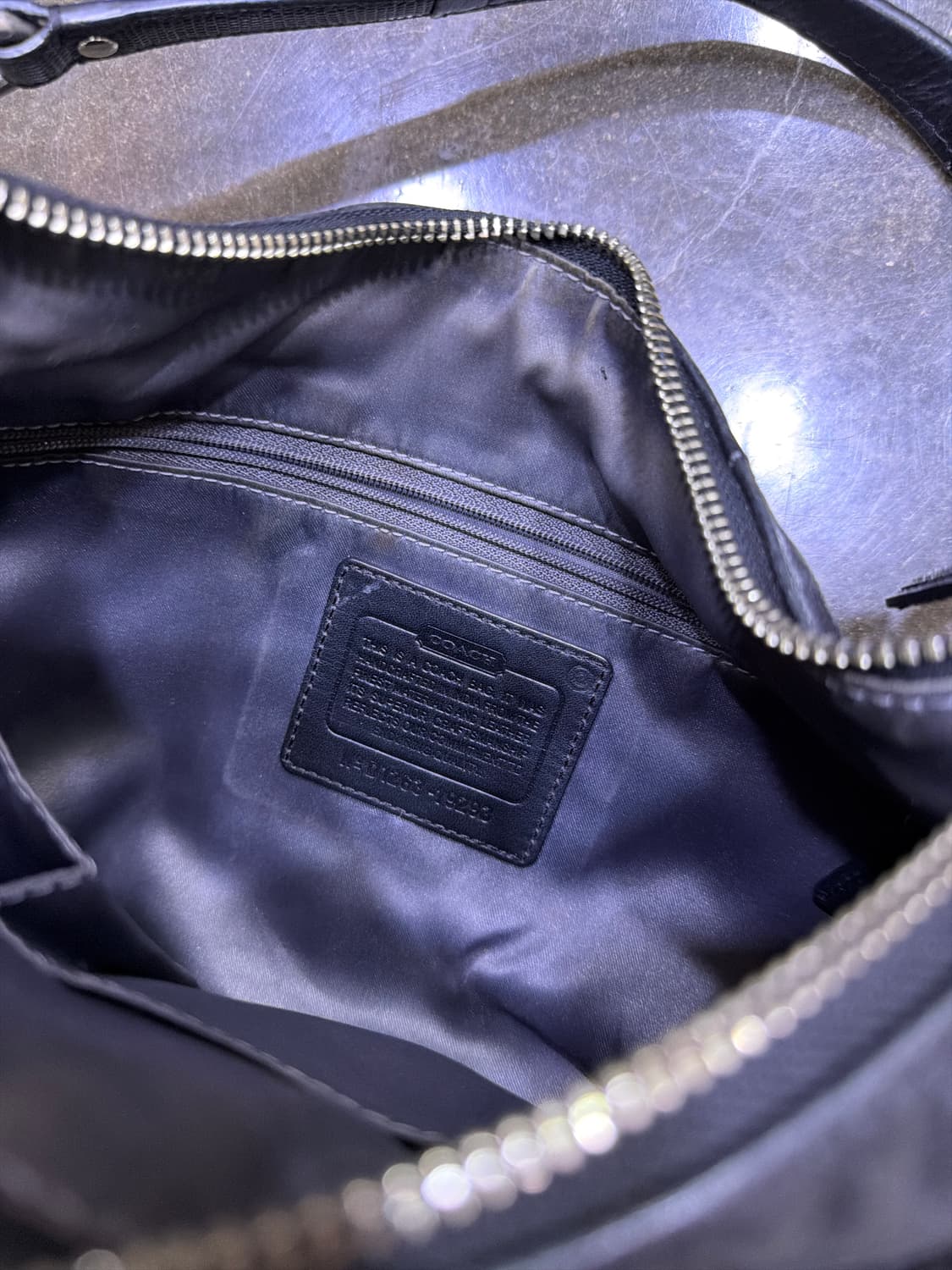 코치 크리스틴 레더 호보 숄더백 상품이미지7