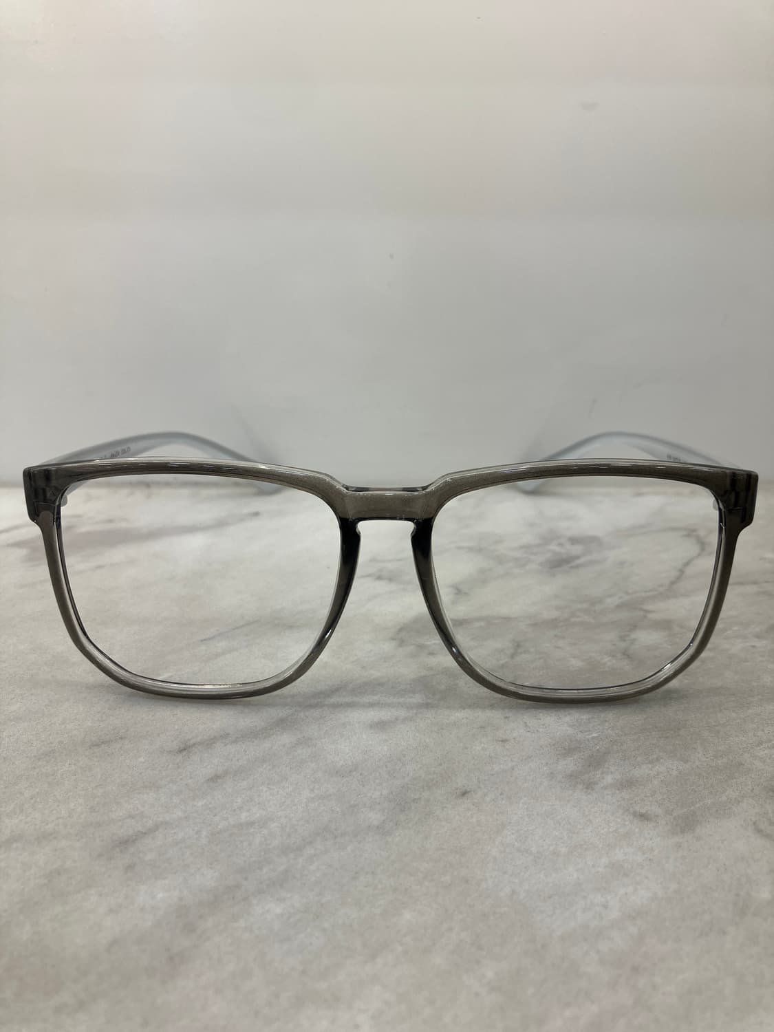 카라 KARRA 화이트차콜 와이드 스퀘어 빅 뿔테 안경 상품이미지6