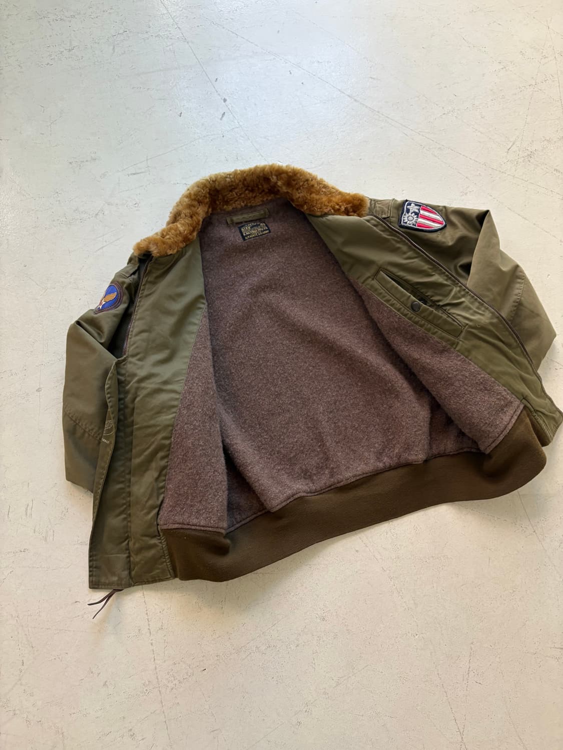 Buzz Rickson B-10 Flight Jacket. 상품이미지7