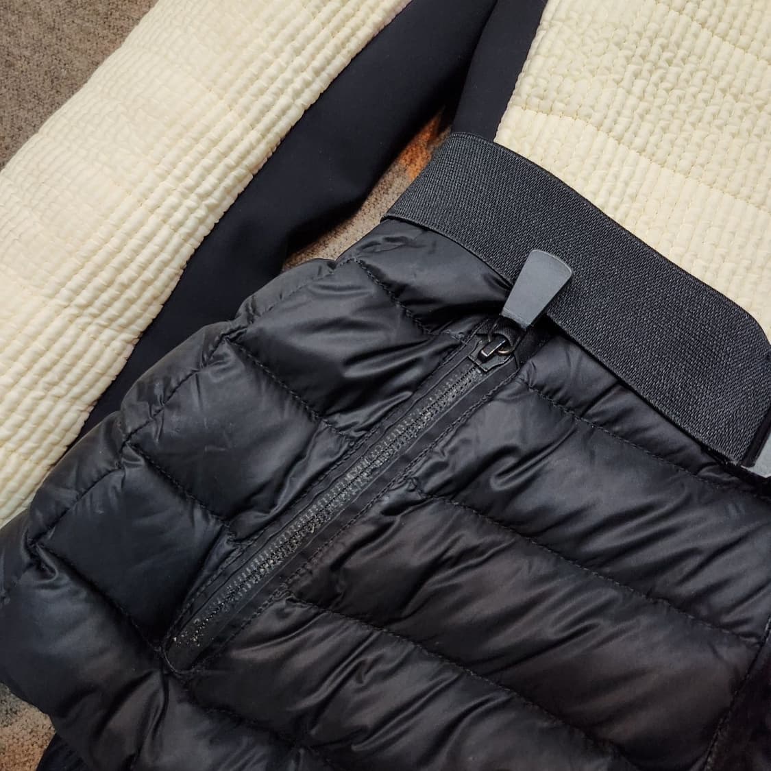 백화점판)몽클레어 여성 구스다운 벨티드 후드 패딩 M 상품이미지7