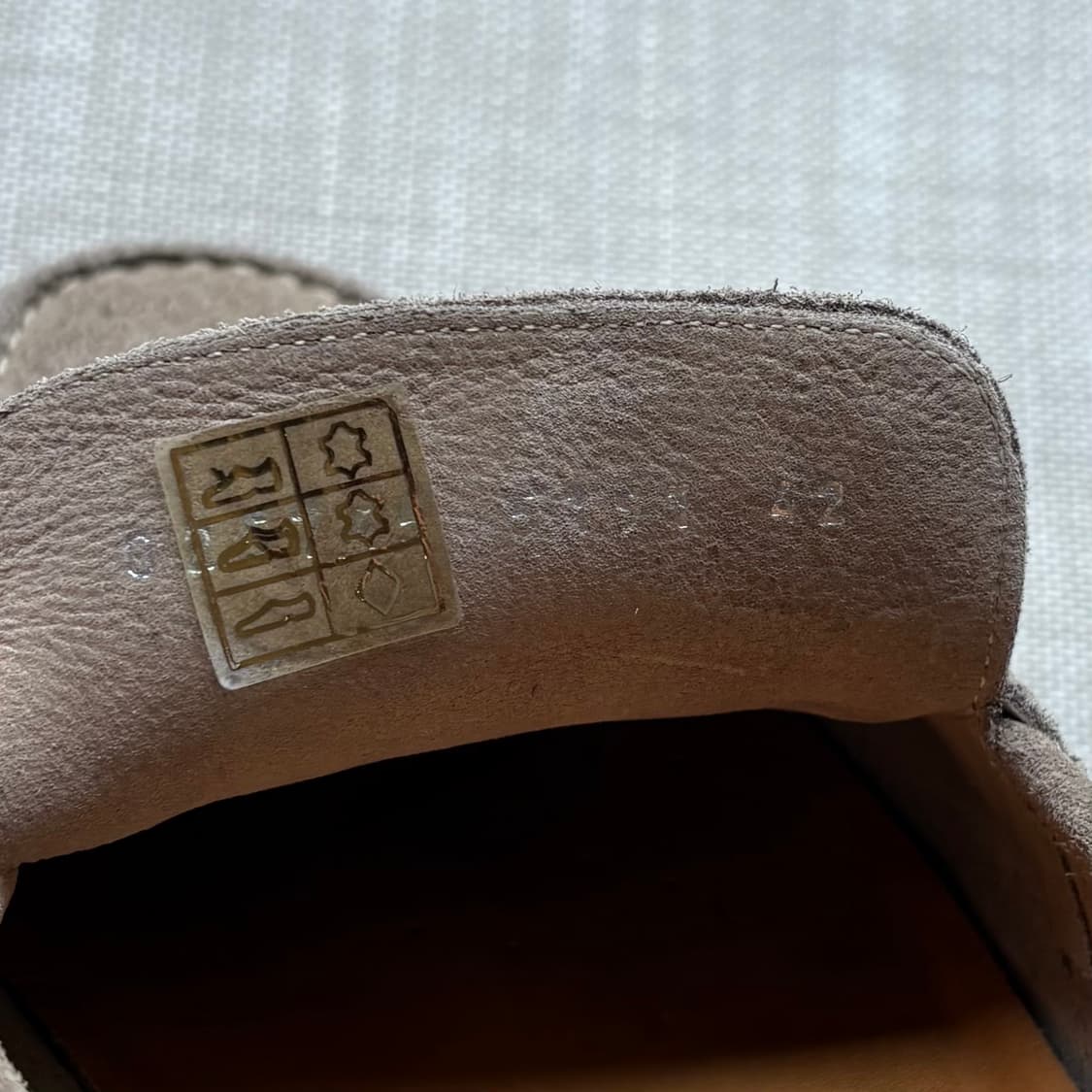 [EU42] Berwick 5191 스모크 스웨이드 슬립 온 로퍼 상품이미지9