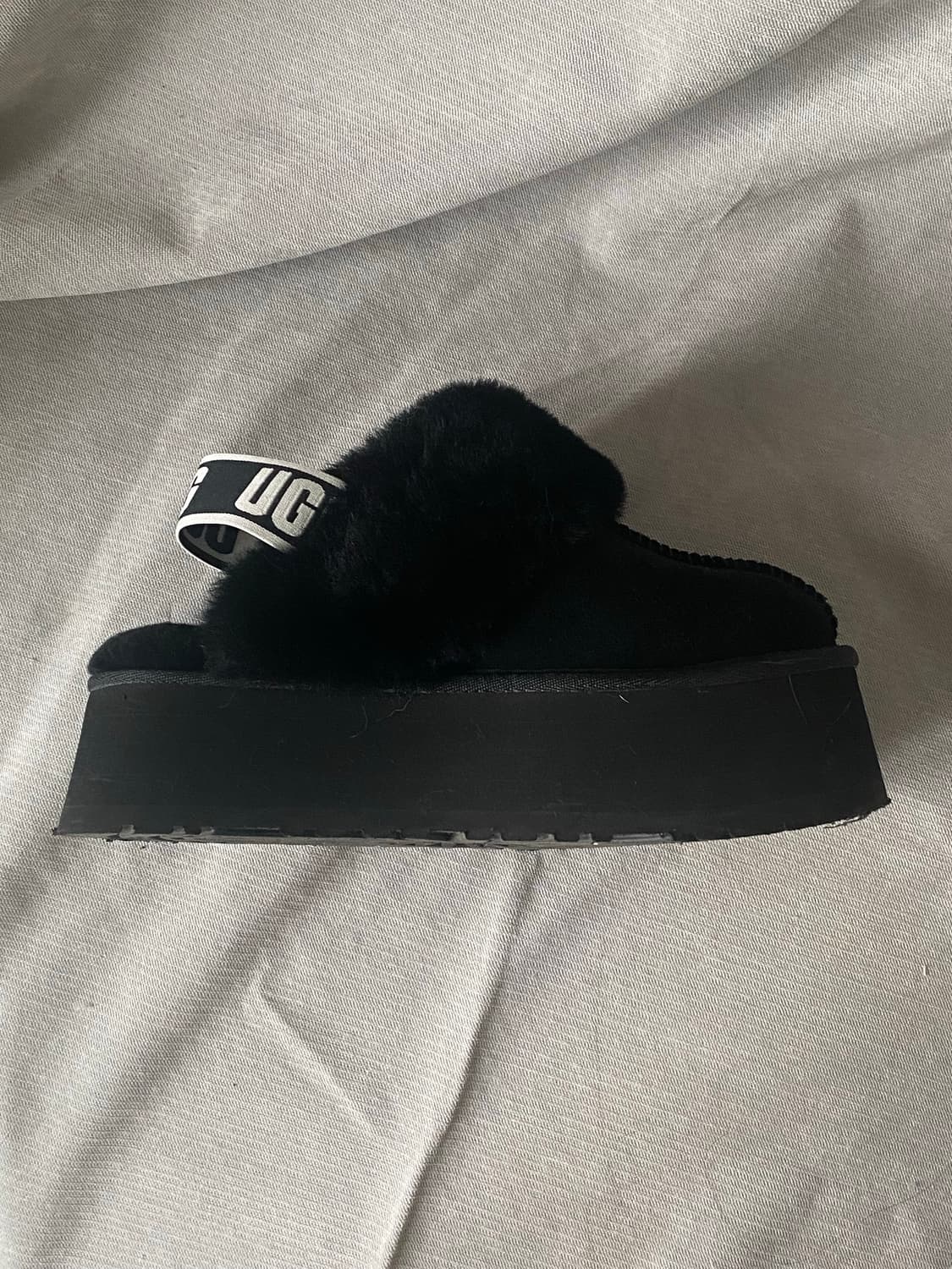 어그 펀케트 230 상품이미지4