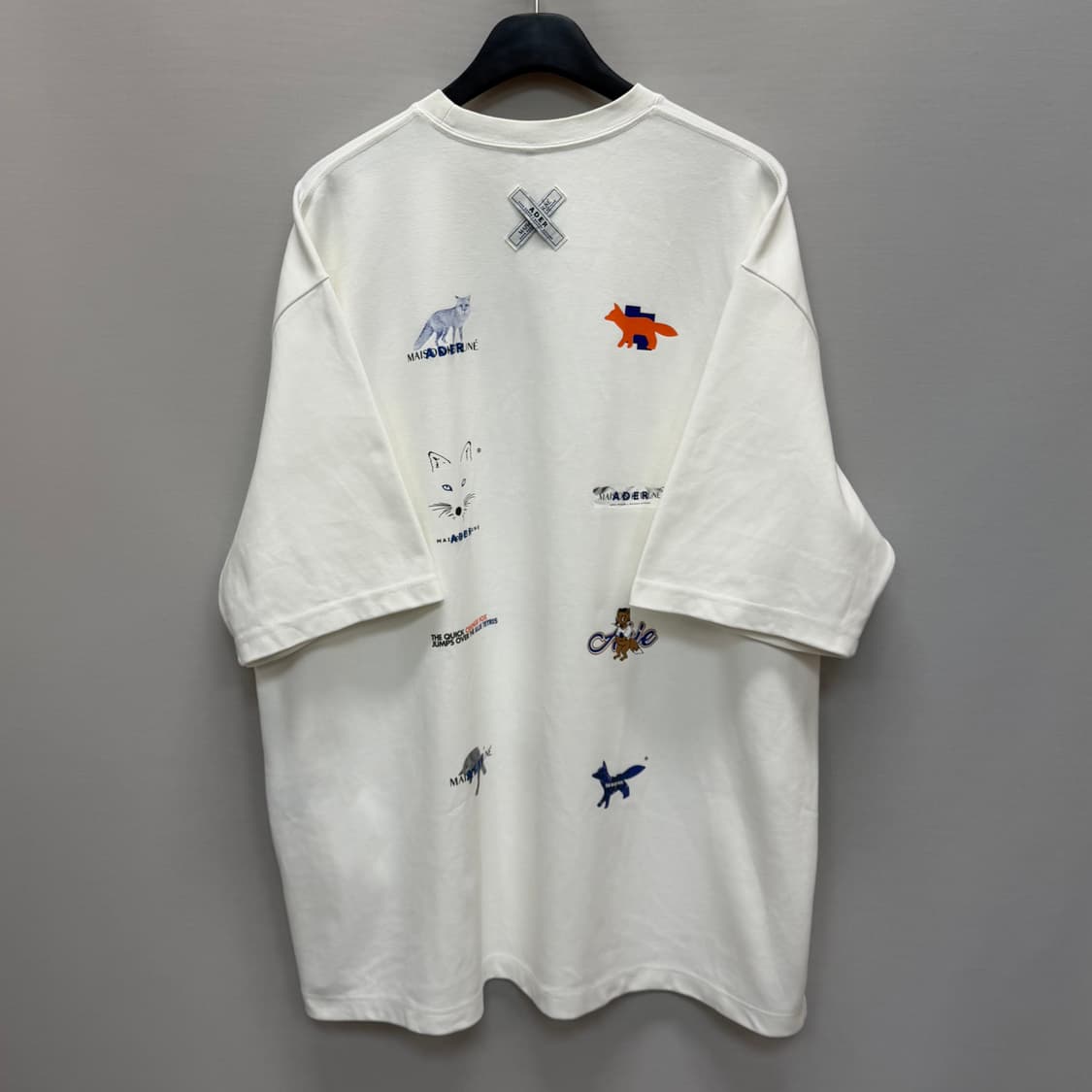 아더에러 x 메종키츠네 반팔티 (110)  상품이미지1