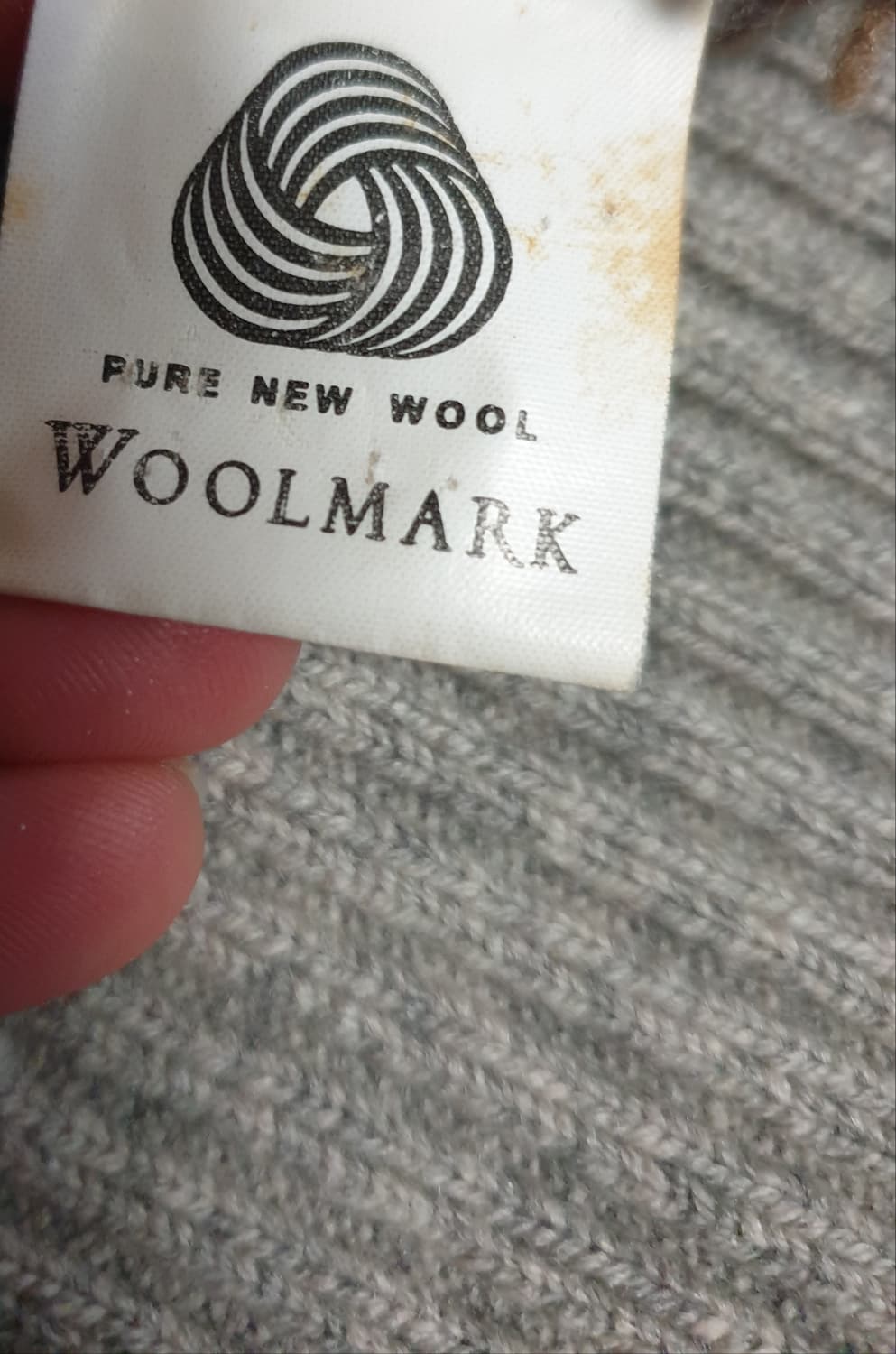 올젠 램스울100% 스트라이프 배색 라운드넥 니트 (105) 상품이미지5