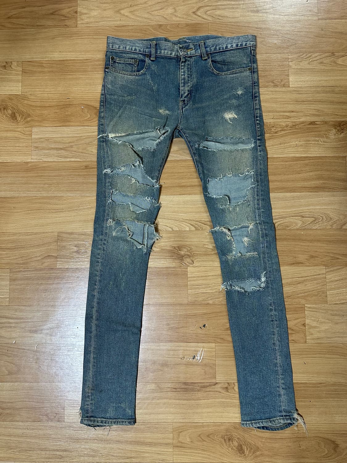 생로랑  13fw 무파진  31사이즈 상품이미지1