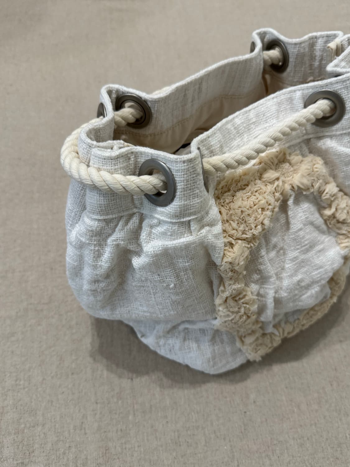 꼼데가르송 플라워 린넨 핸드백 상품이미지2