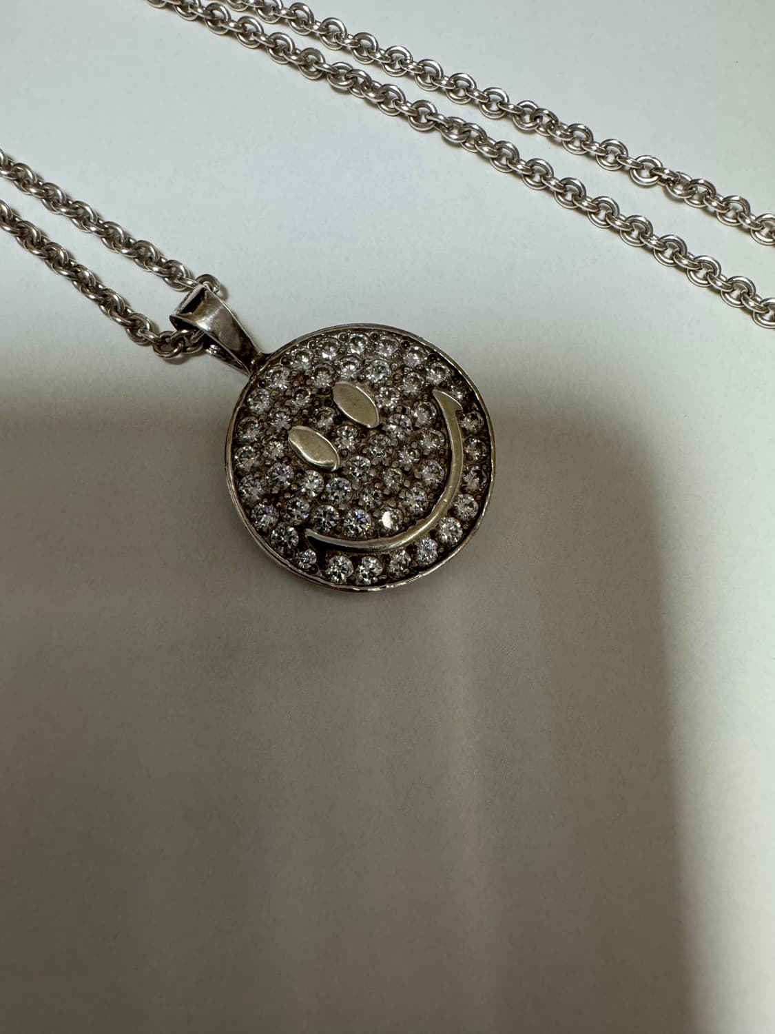 투델로 스마일 화이트 목걸이 미친 가격에 판매합니다! 상품이미지5