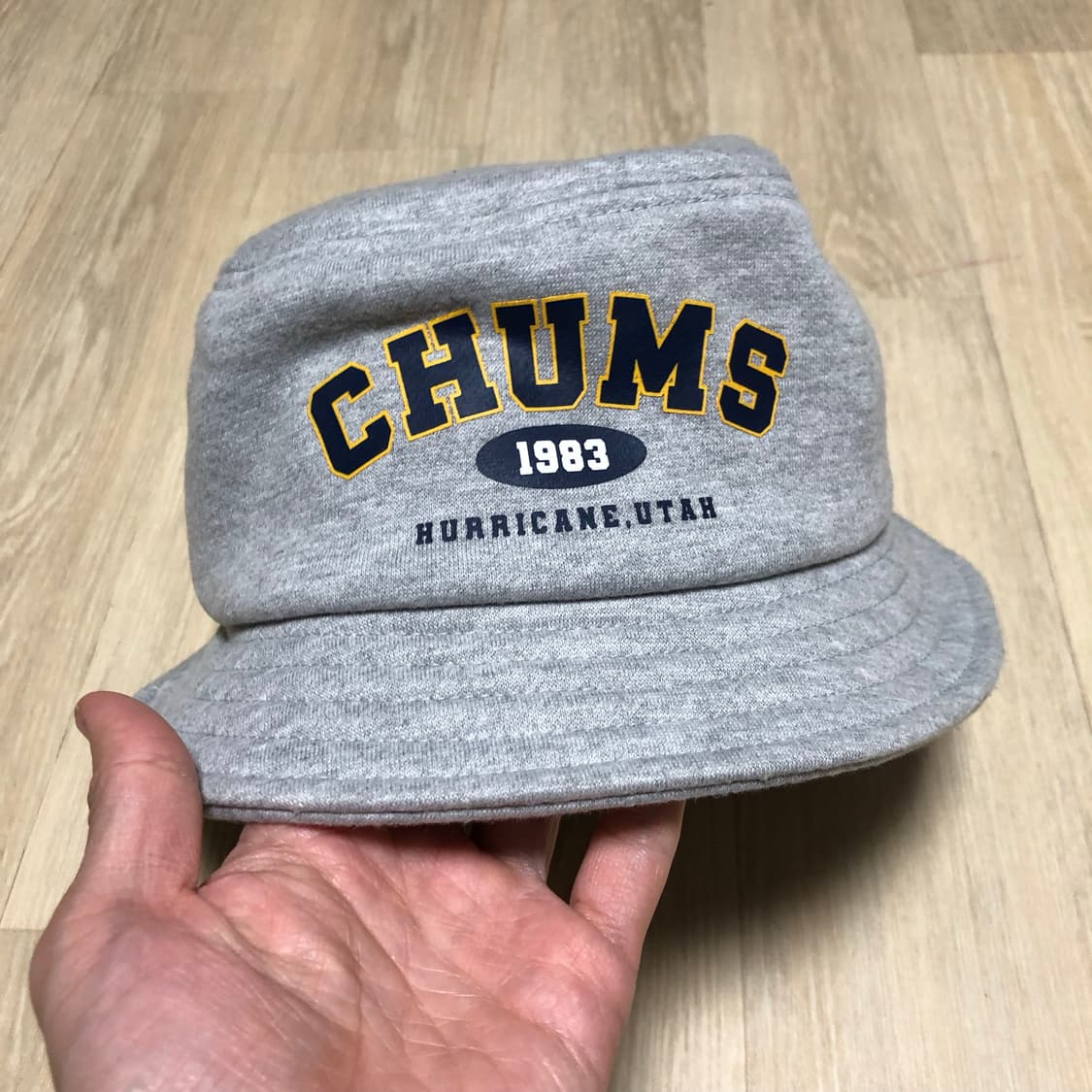 (ONE SIZE) 새상품 첨스 (CHUMS) 레터링 져지 버킷햇 그레이 상품이미지2