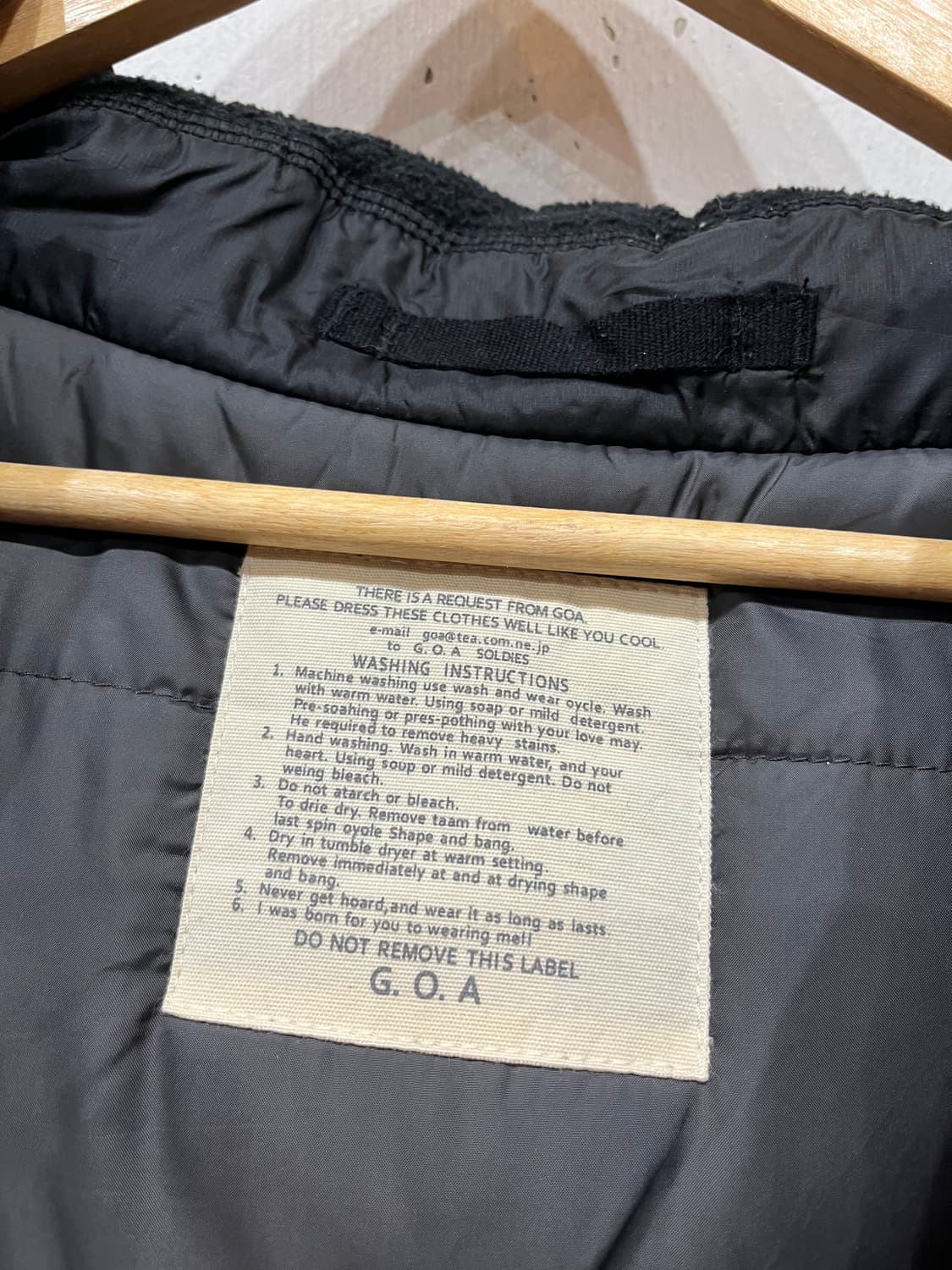 GOA 고아 절개 패디드 봄버자켓  상품이미지7