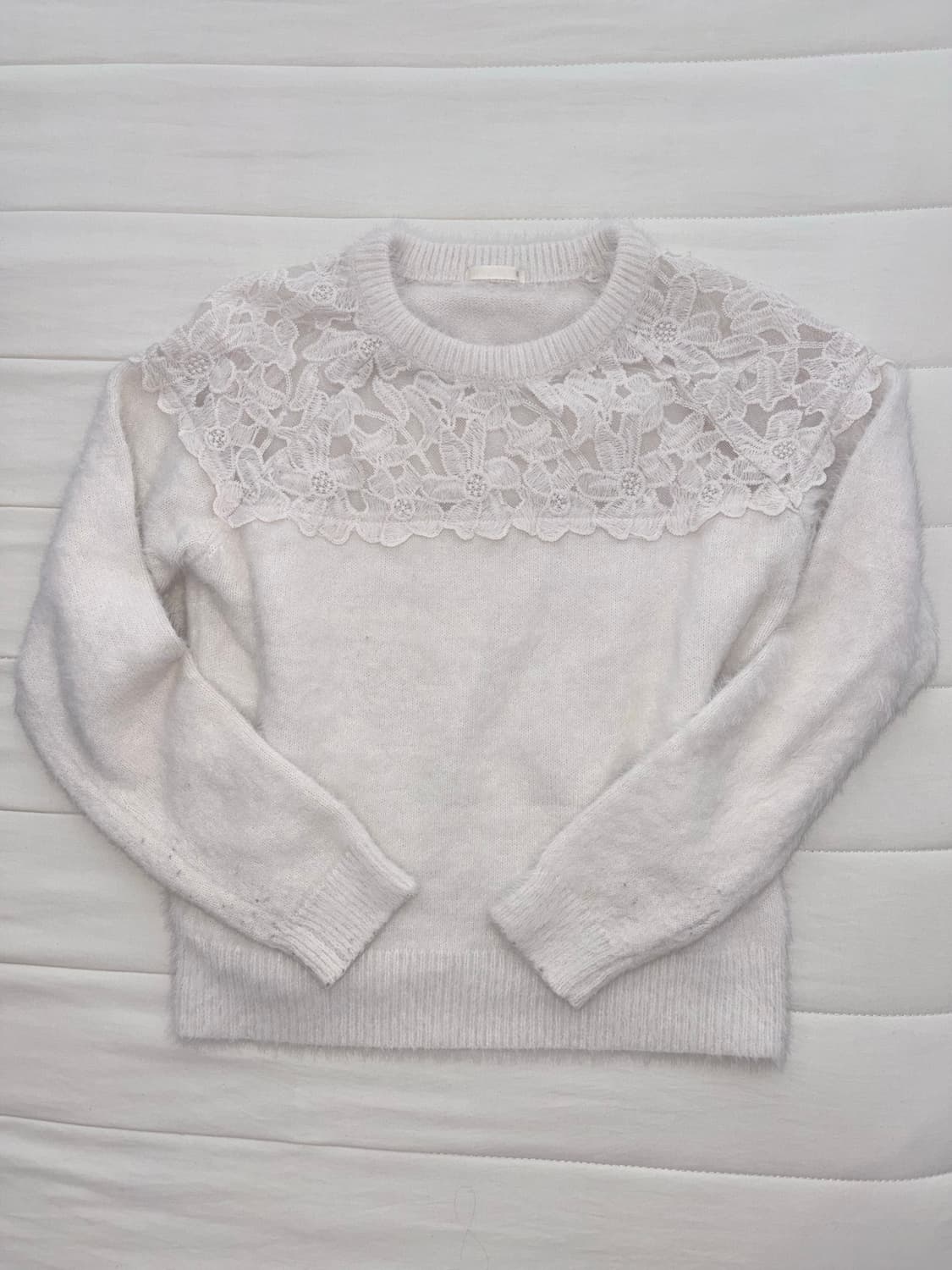 GU 플라워 패턴 화이트 니트 모리걸 상품이미지1