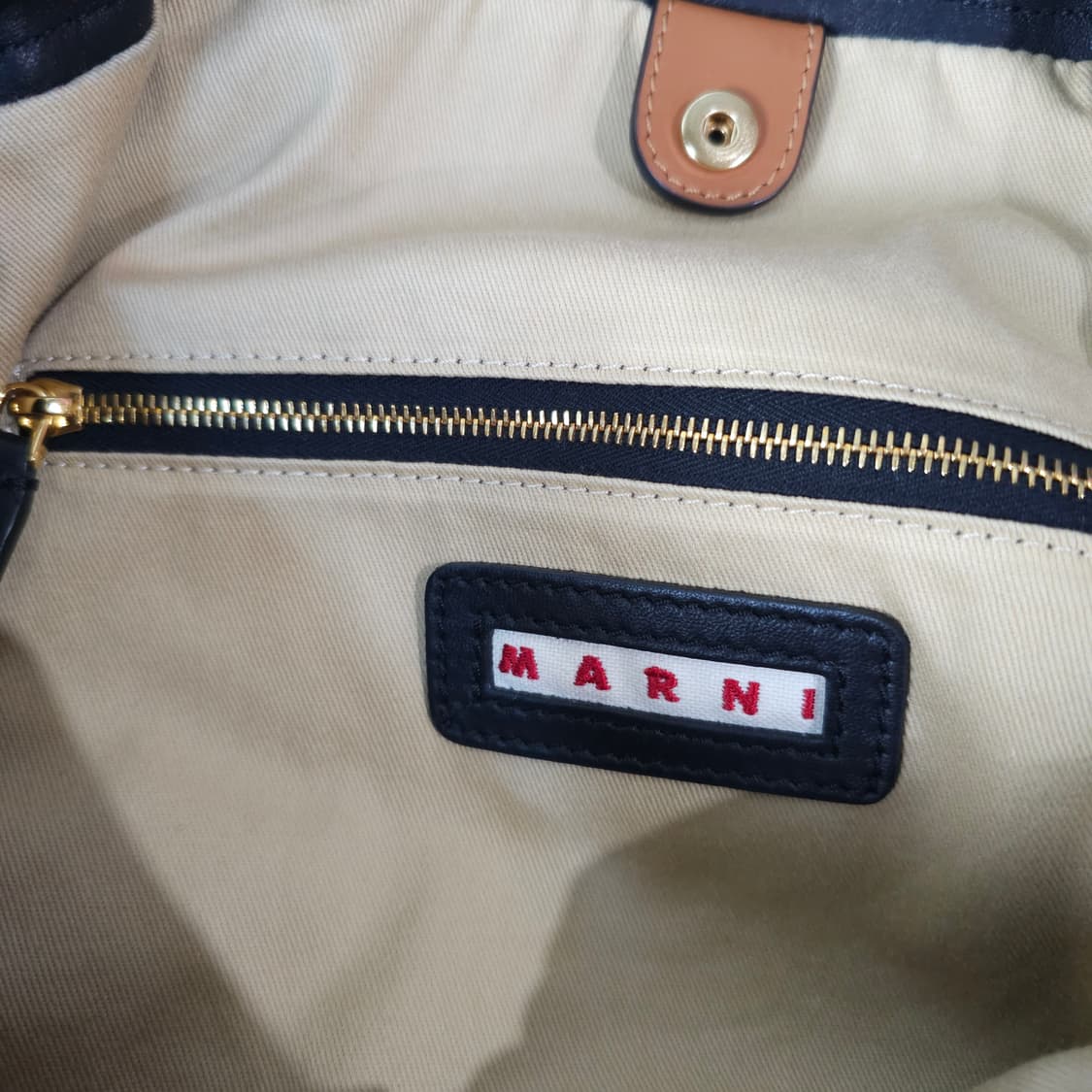 마르니 거셋 나파 레더 백팩 상품이미지4