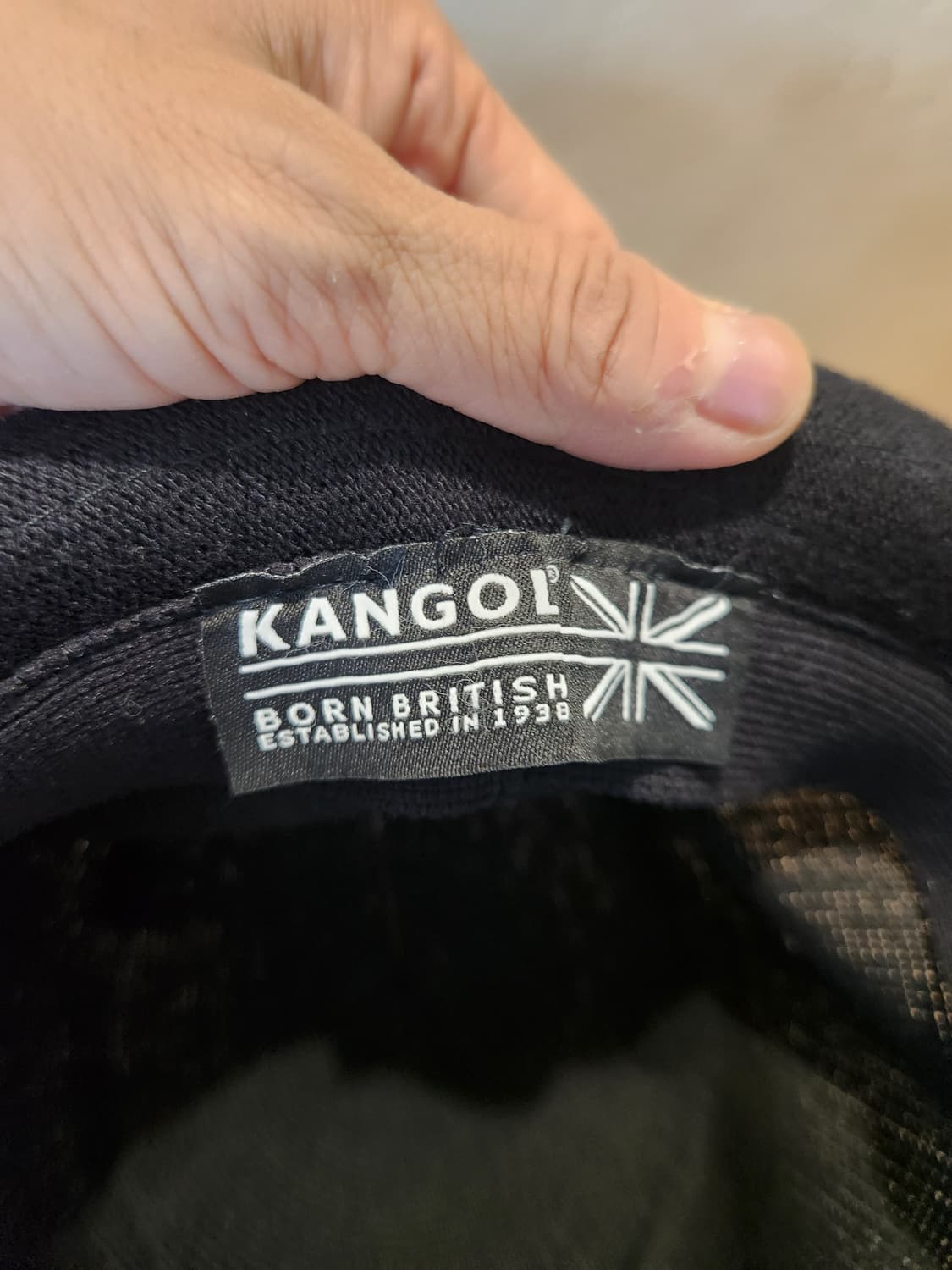 “캉골(KANGOL) 블랙 페도라햇 🎩 감성+힙 무드 필수템”
 상품이미지5