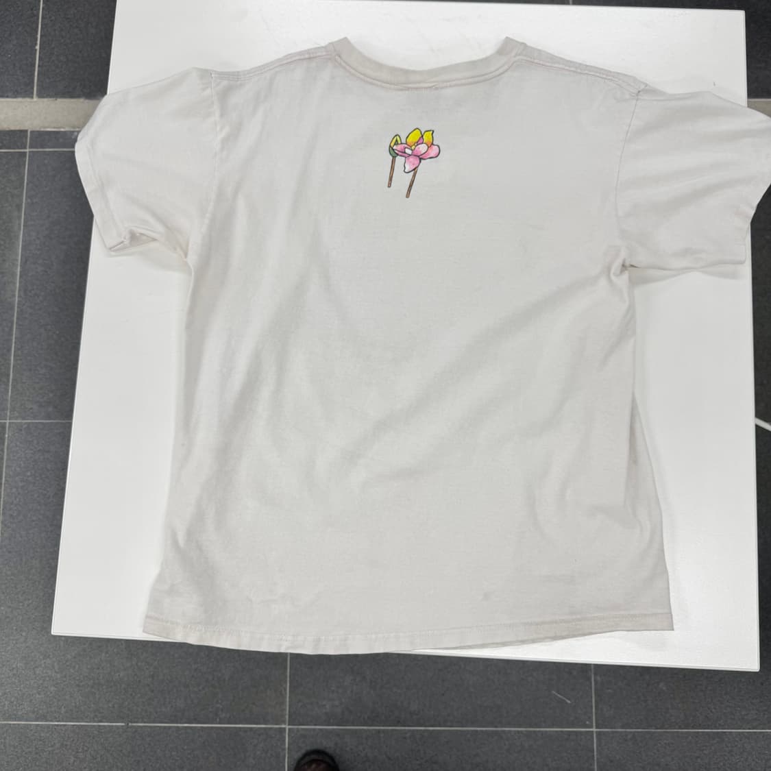 90‘s Lotus Flower Motif Art T-shirts 상품이미지5