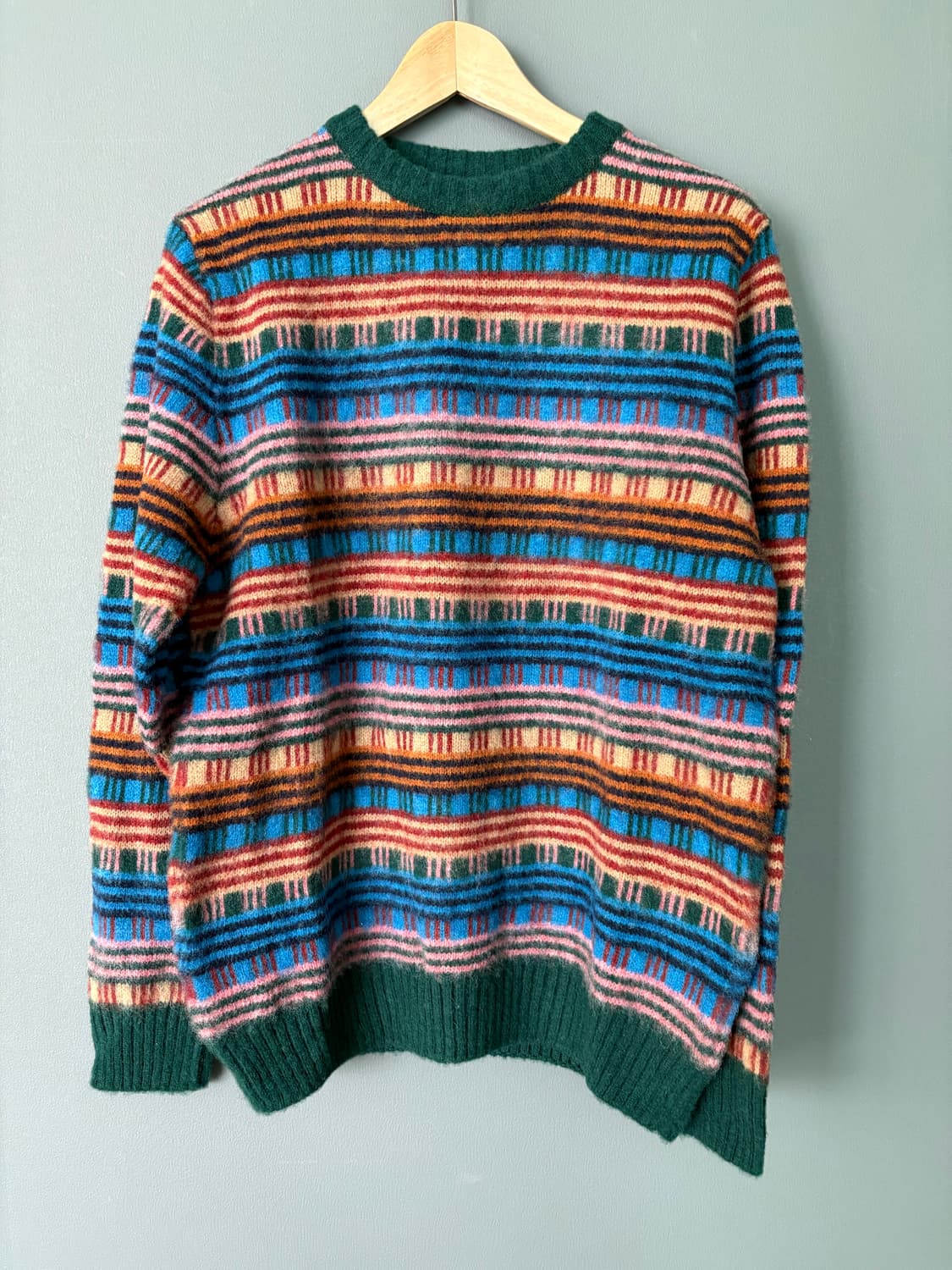 하울린 인조이 더 익스페리언스 니트 상품이미지1