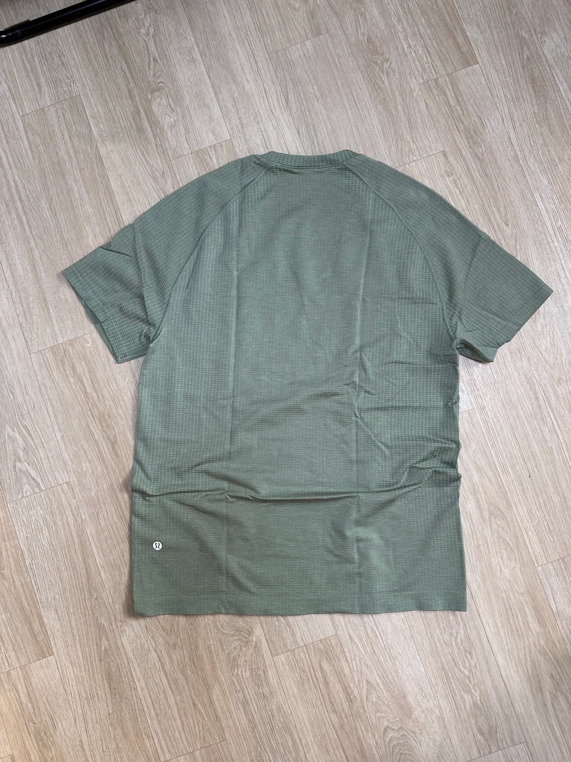 룰루레몬 메탈 벤트 테크 숏슬리브 셔츠 M 상품이미지2