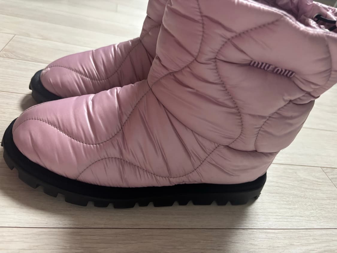 미우미우 패딩 부츠 사이즈 38 상품이미지2