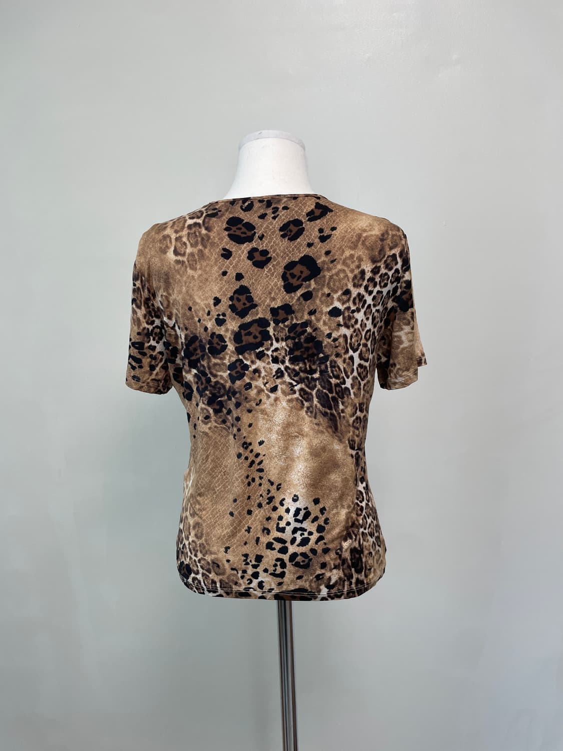 Tr38tto 이태리 레오파드 실크 반팔티 상품이미지6