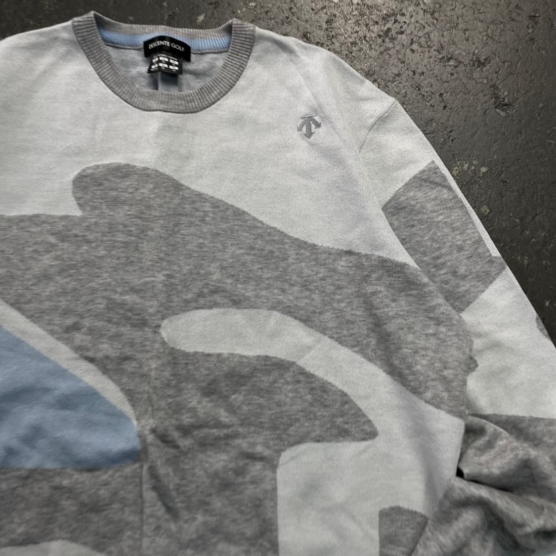 105 데상트 골프 니트  상품이미지2