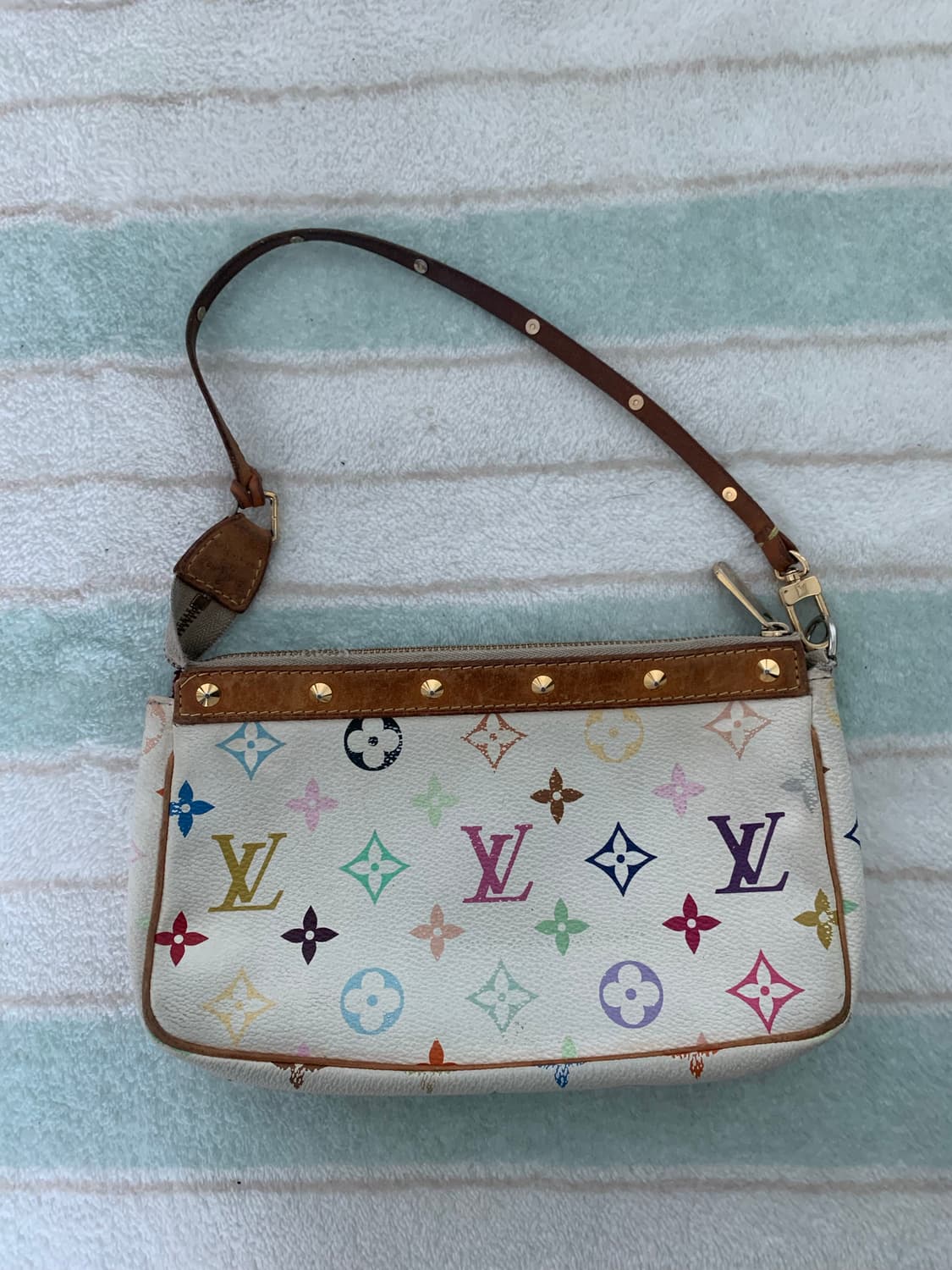 루이비통 멀티 포치 화이트 정품 가방  상품이미지2