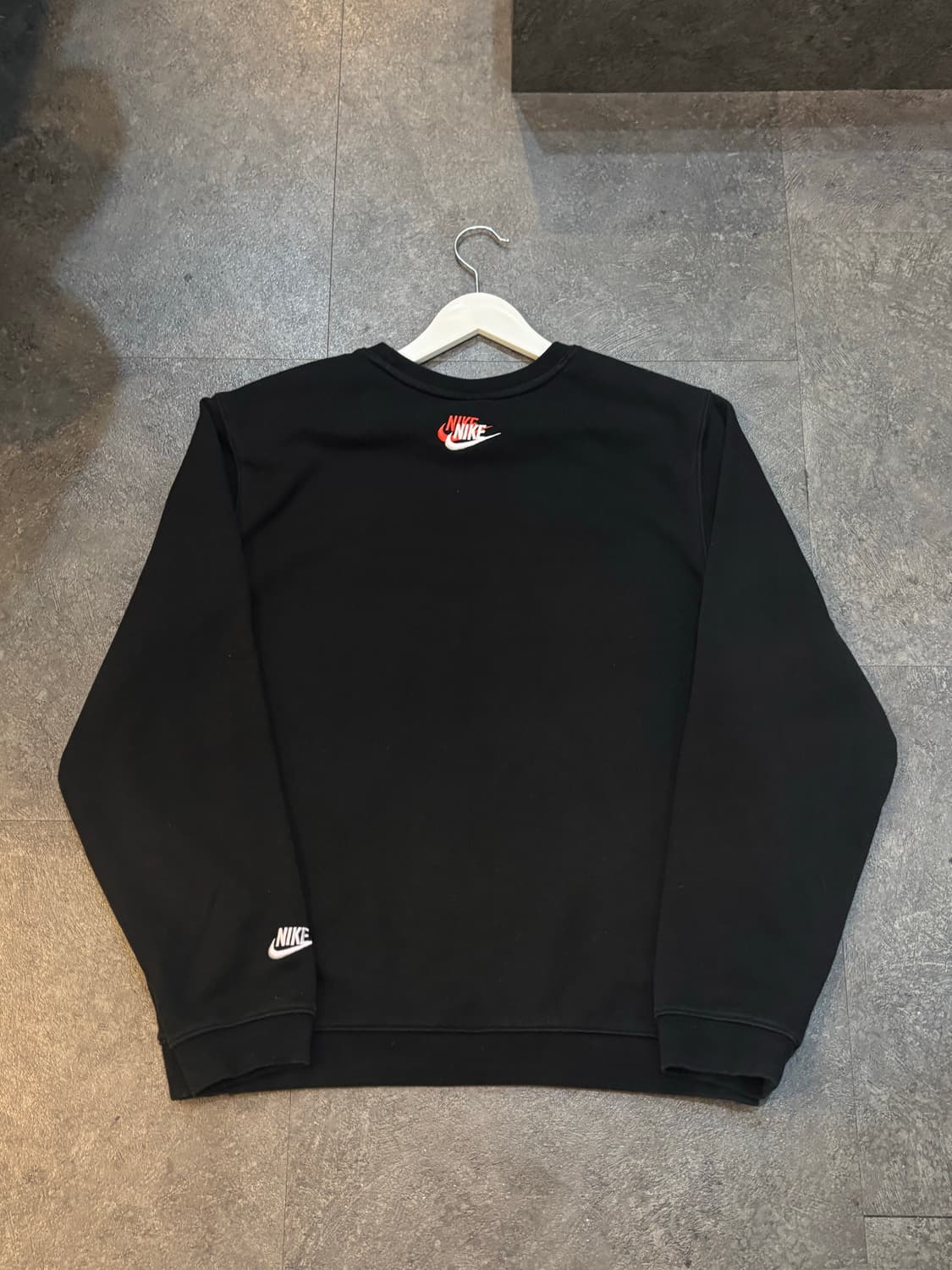 나이키 스우시 맨투맨 블랙 2XL사이즈 상품이미지3