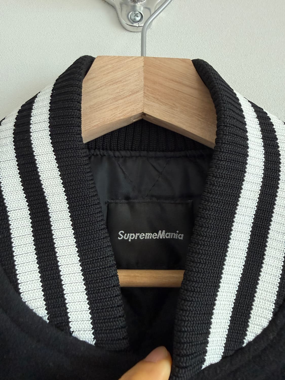 슈프림매니아(Supreme Mania) 굿즈 스타디움 점퍼 상품이미지6