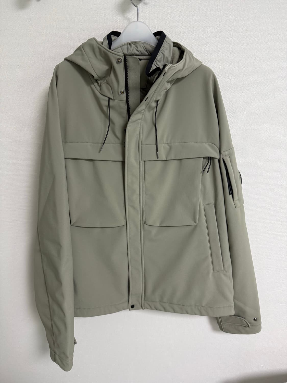 Cp컴퍼니 렌즈 와펜 쉘 후드 자켓 상품이미지1