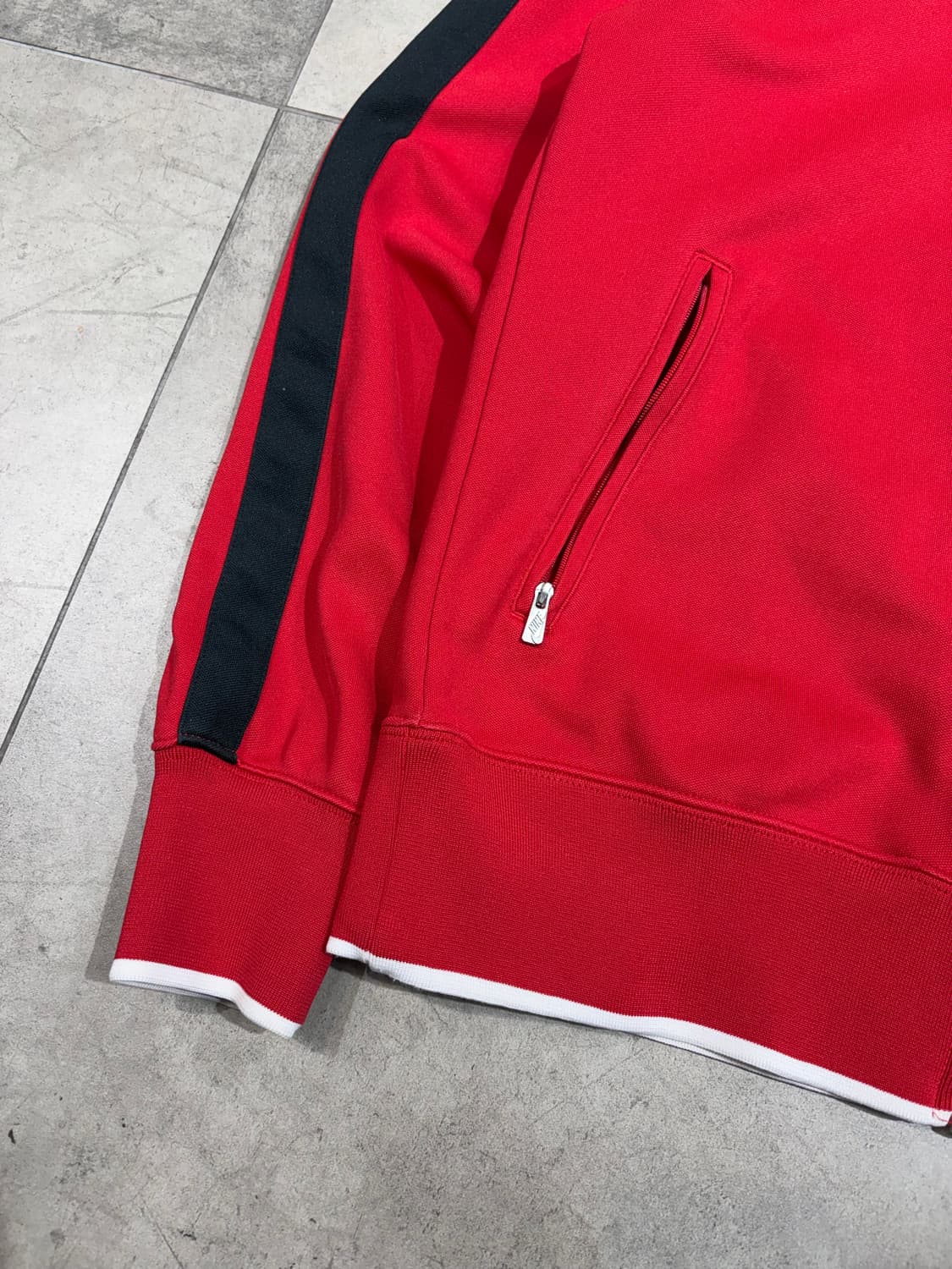 나이키 맨유 11-12시즌 져지 자켓 상품이미지2