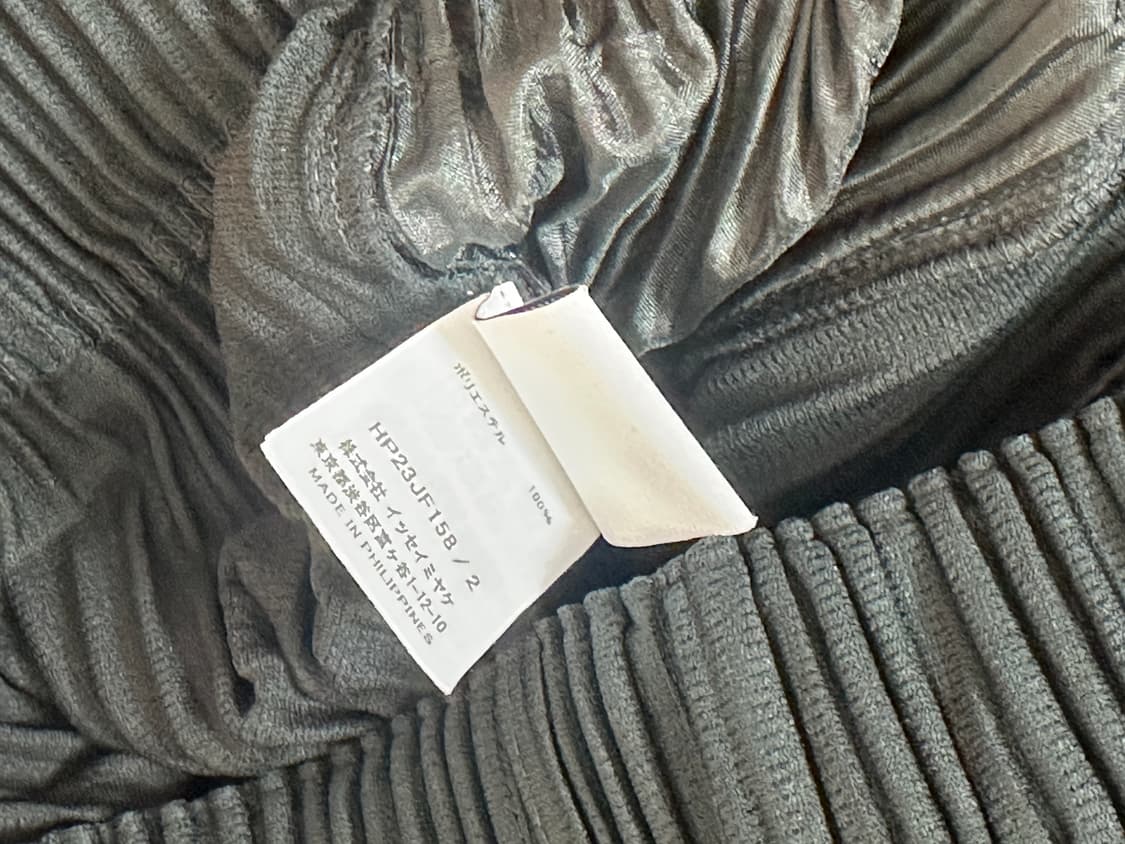 옴므플리세 카키 정장 세트 판매 상품이미지5