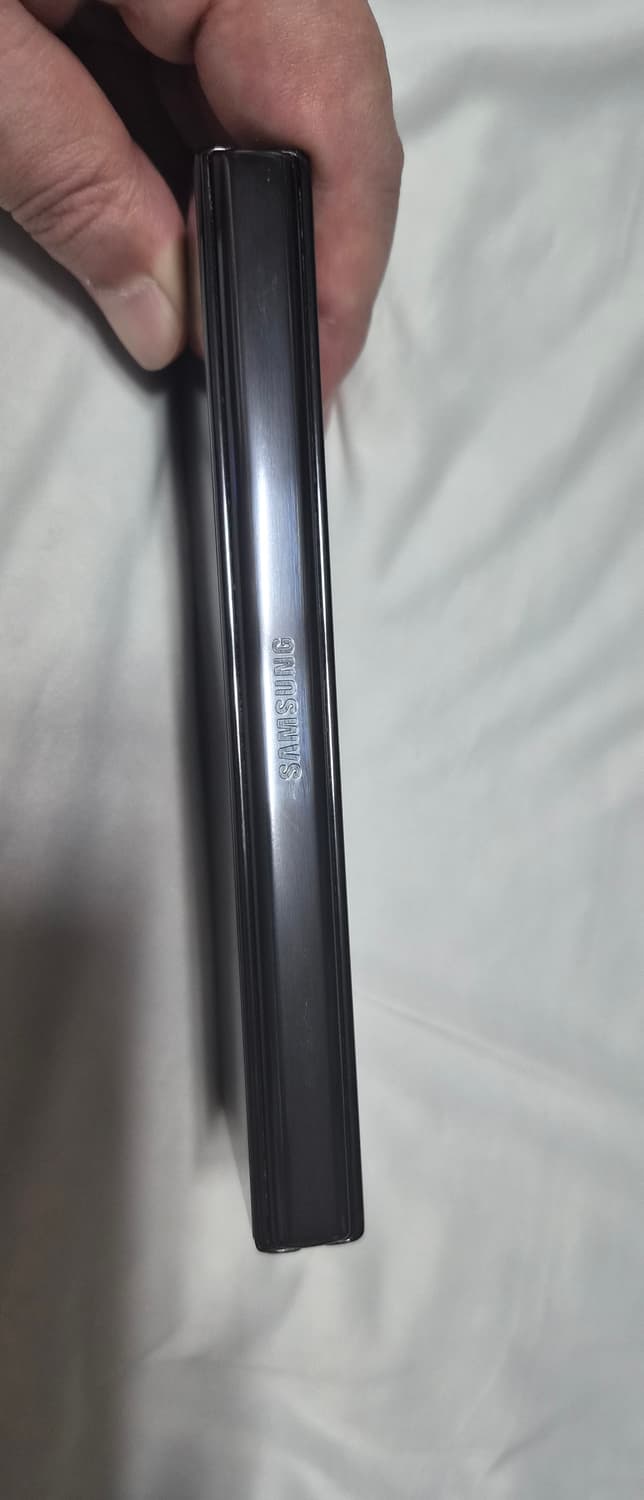 갤럭시 폴드4  256 상품이미지5