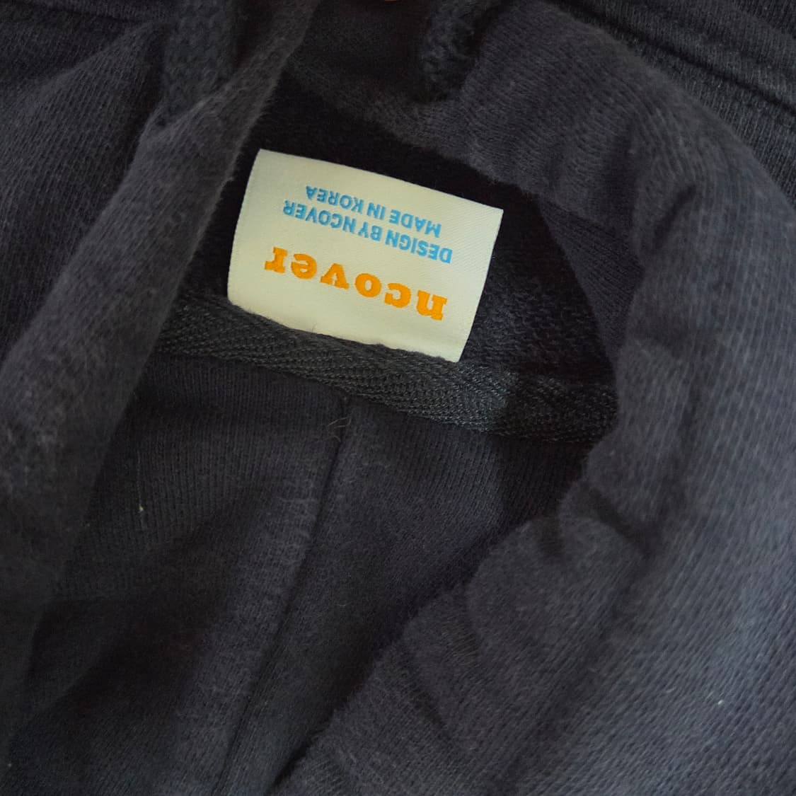 앤커버 네이비 후드티 상품이미지3