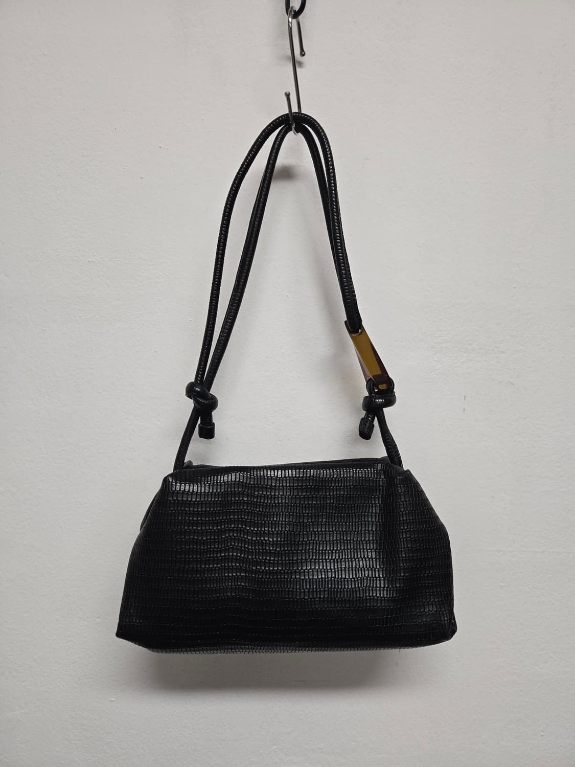 아카이브앱크 리자드 블랙 필로우백 상품이미지3