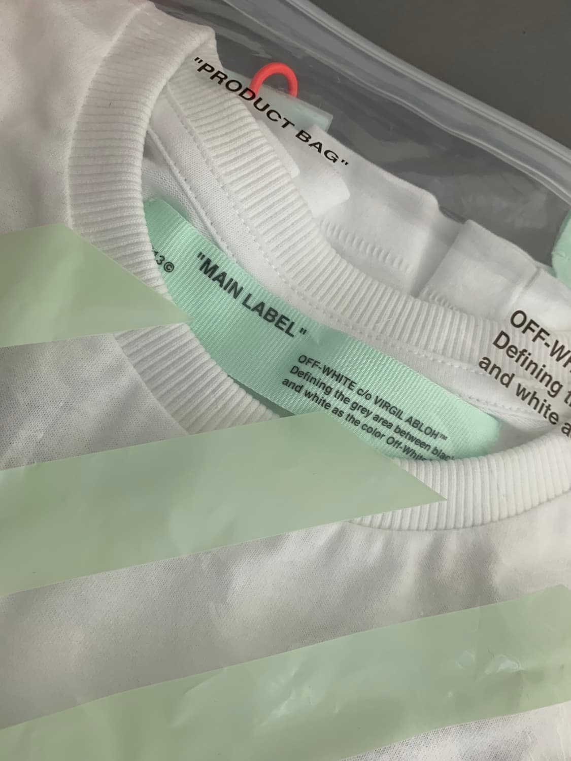 한정판 우주매물!!! 오프화이트 x 가고시안 x 무라카미 티셔츠 상품이미지5